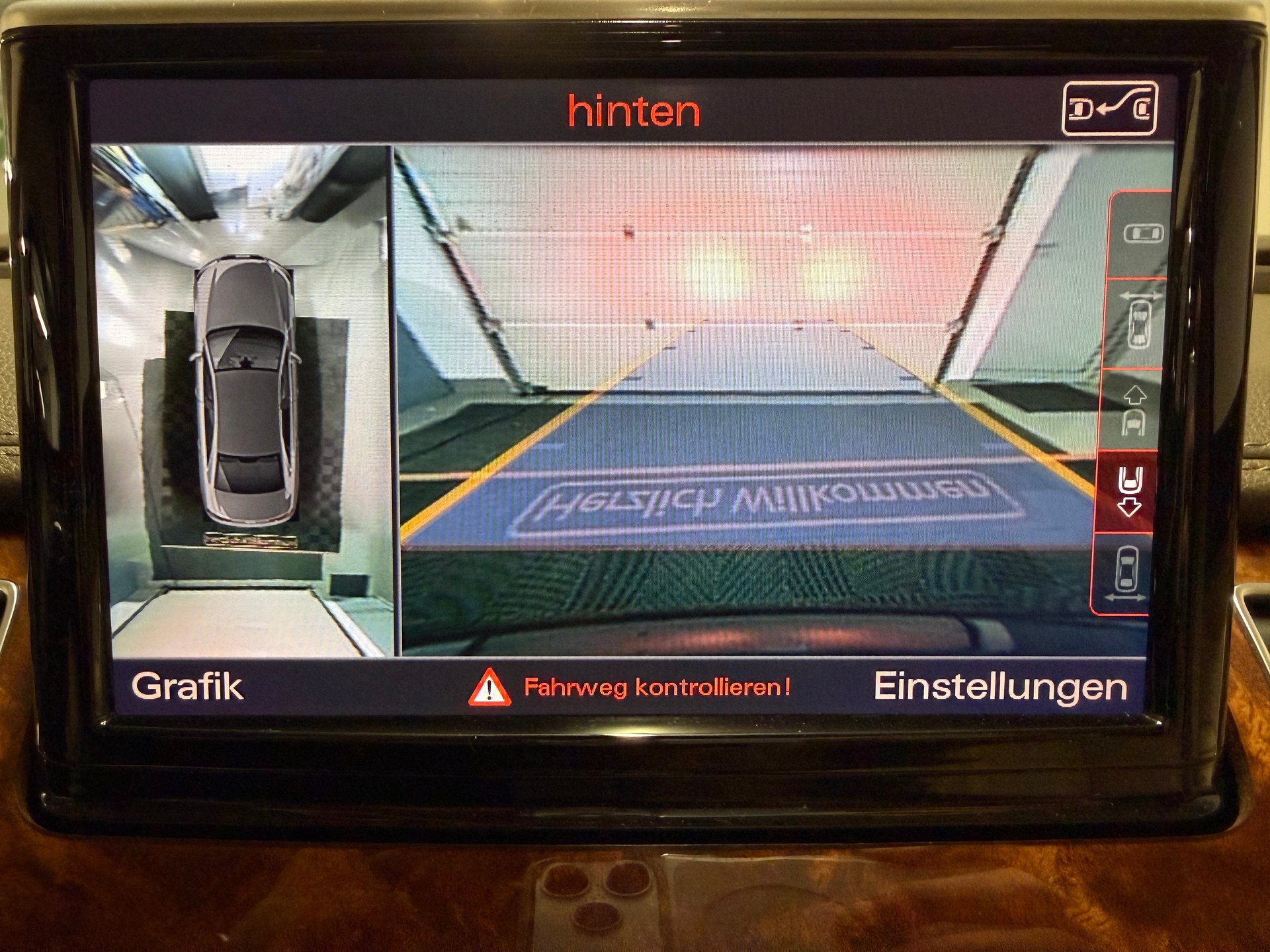 AUDI S8 4.0 TFSI V8 quattro tiptronic-image-15