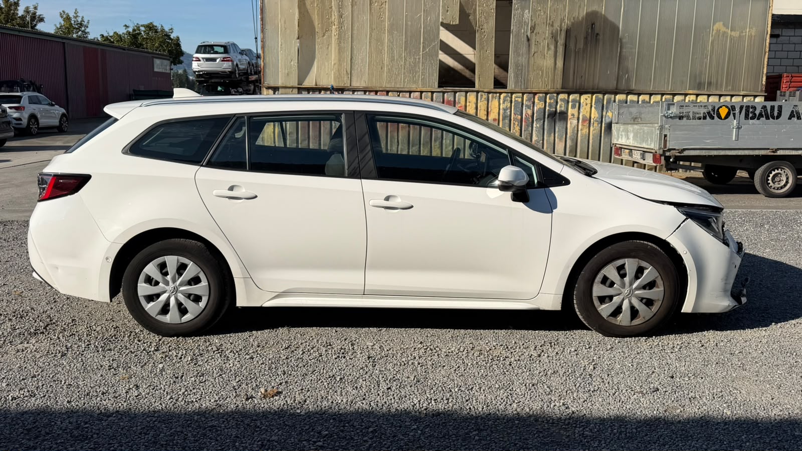 TOYOTA Corolla Touring Sports 1.8 HSD Comfort e-CVT-image-3