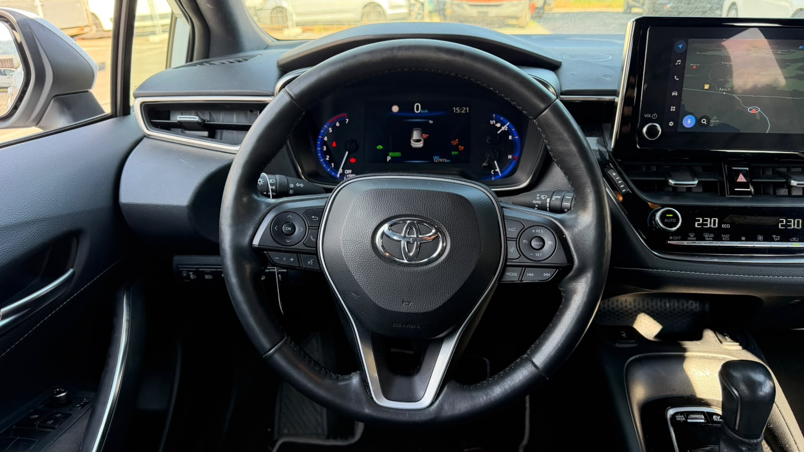 TOYOTA Corolla Touring Sports 1.8 HSD Comfort e-CVT-image-12
