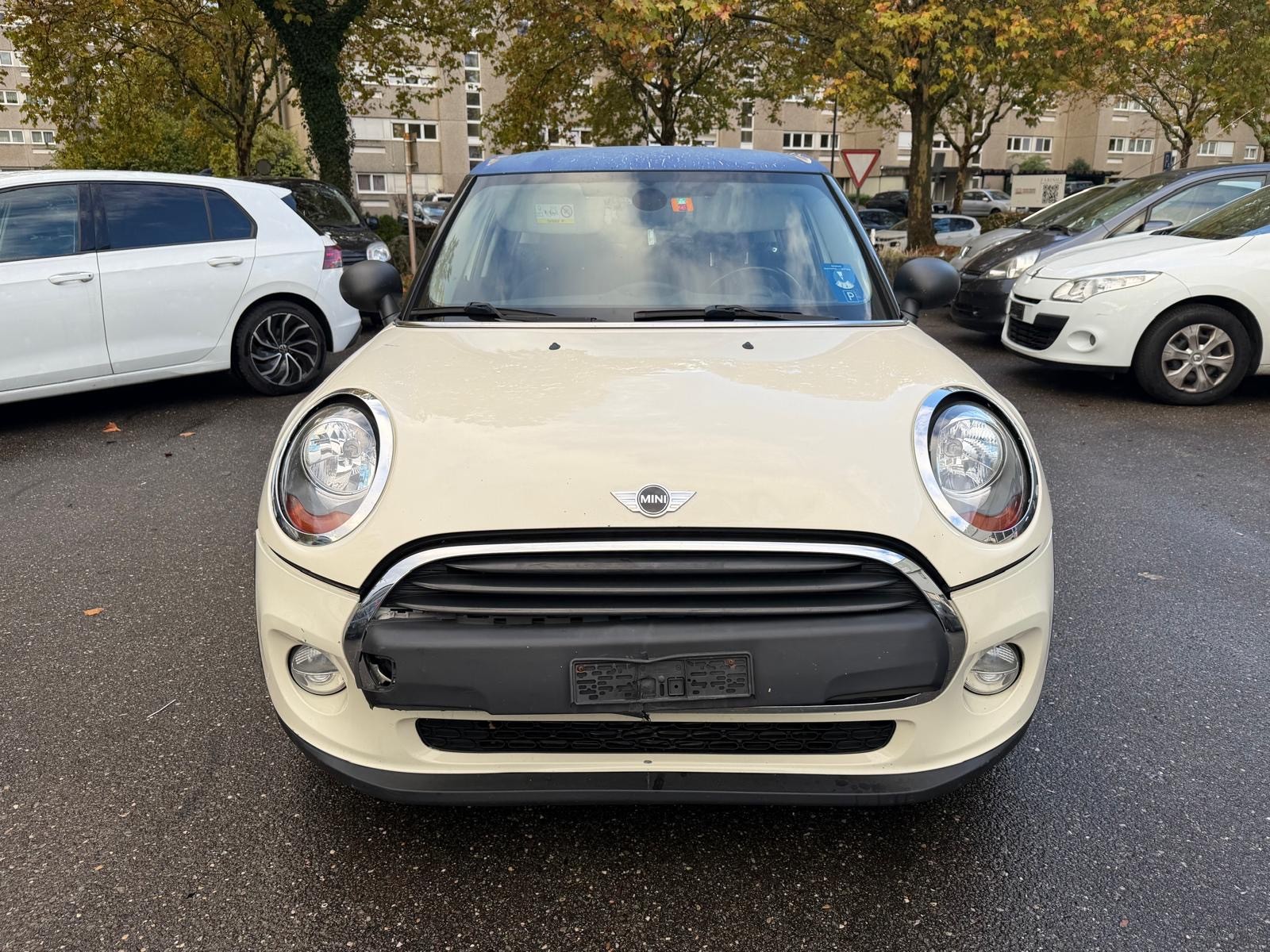 MINI One Steptronic-image-2