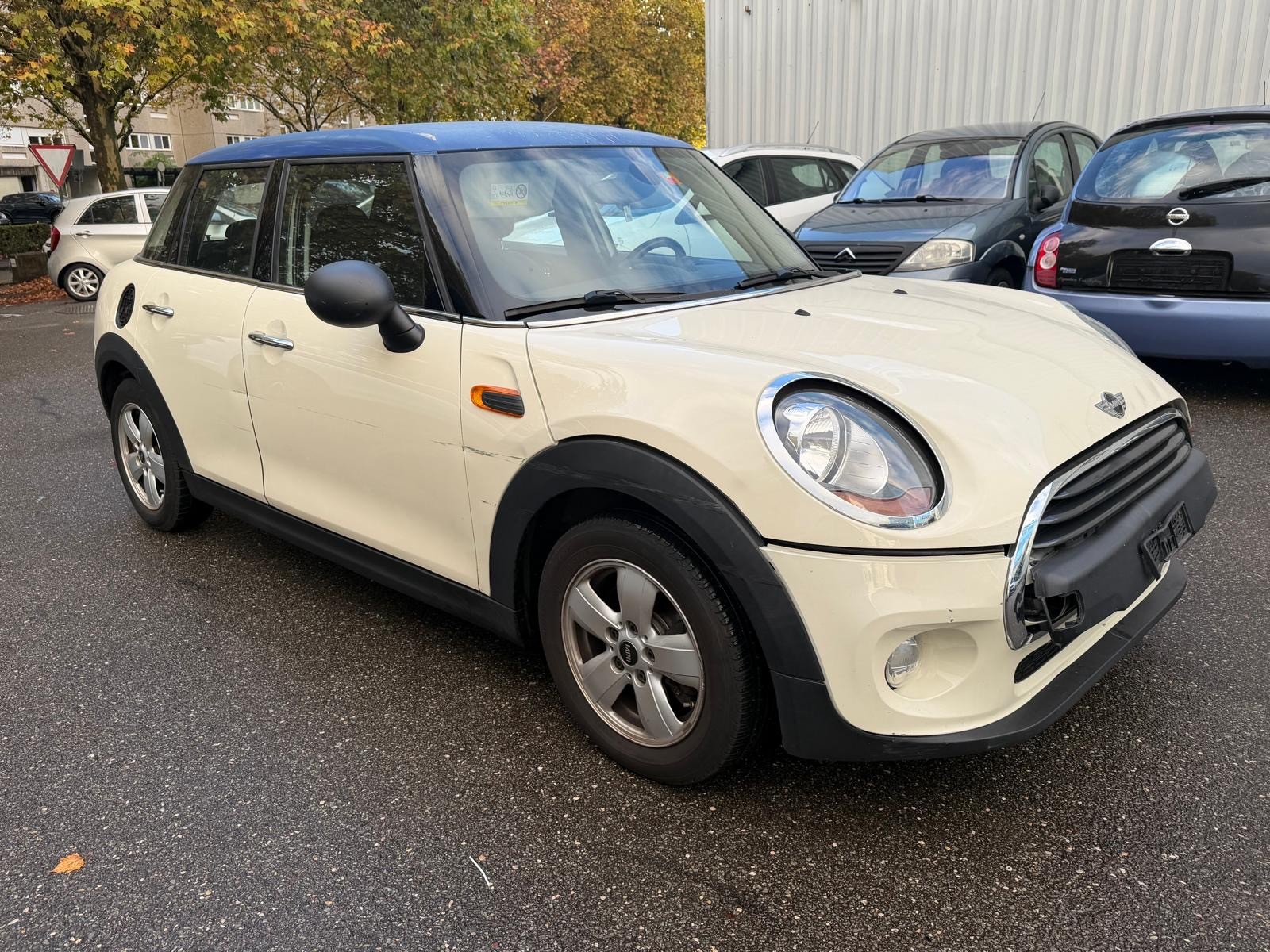 MINI One Steptronic-image-1