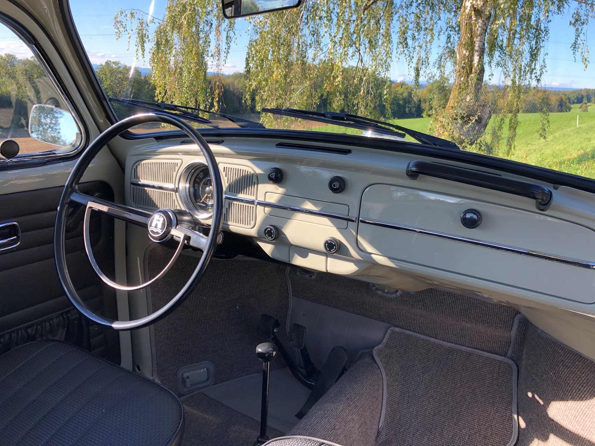 VW Käfer 1300-image-9