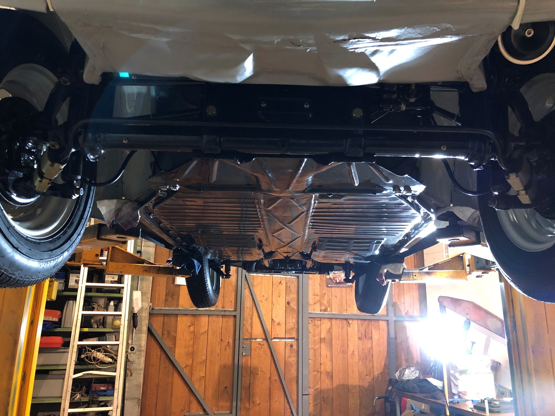 VW Käfer 1300-image-18