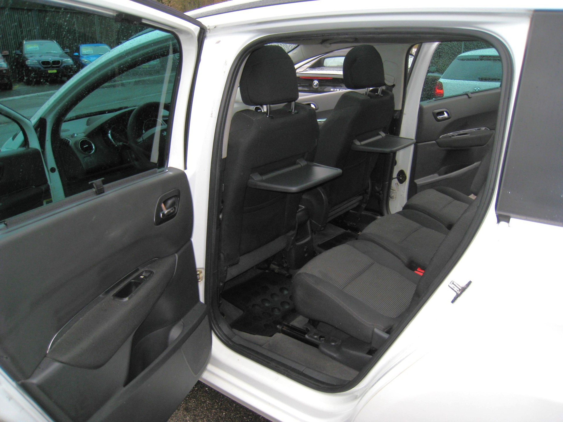 PEUGEOT 5008 2.0 HDI Sport Pack Automatic-image-14
