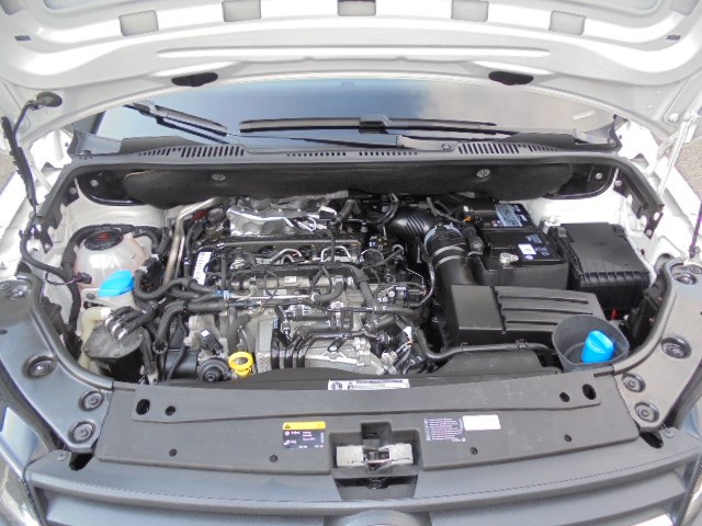 VW Caddy 2.0TDI BlueMotion Technology DSG-image-13