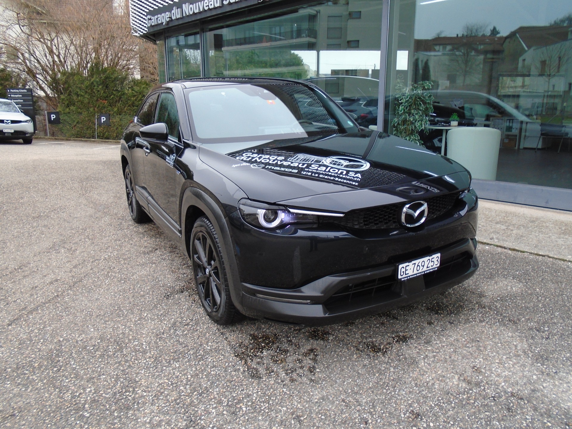 MAZDA MX-30 e-Skyactiv Advantage-image-1