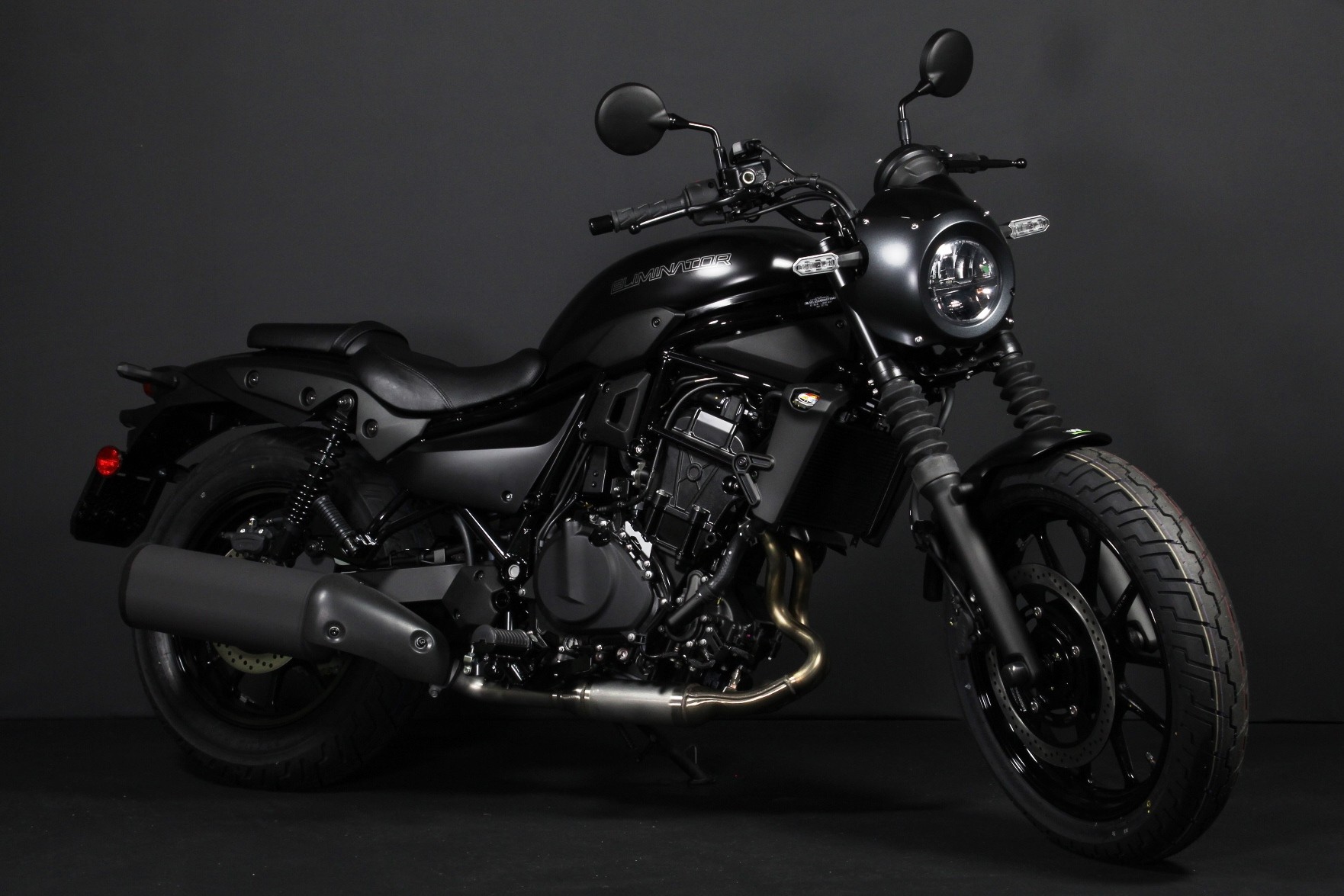 KAWASAKI Eliminator 500 SE-showroom-element-1