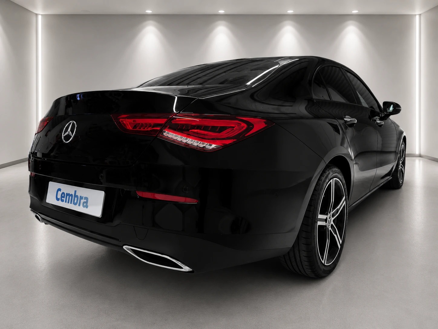 MERCEDES-BENZ CLA 250 4Matic Swiss Star 7G-DCT-image-5