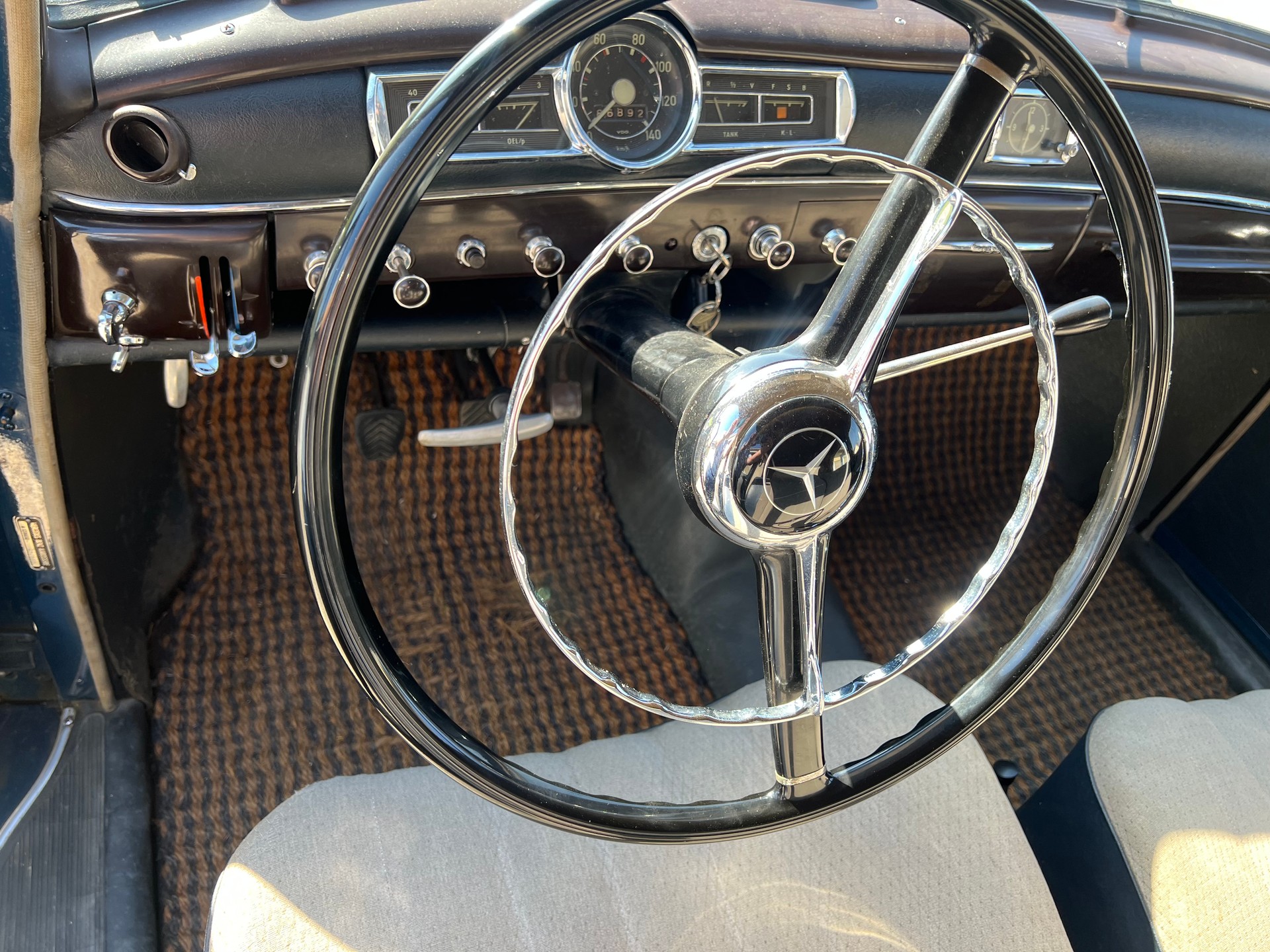 MERCEDES-BENZ Ponton-image-9