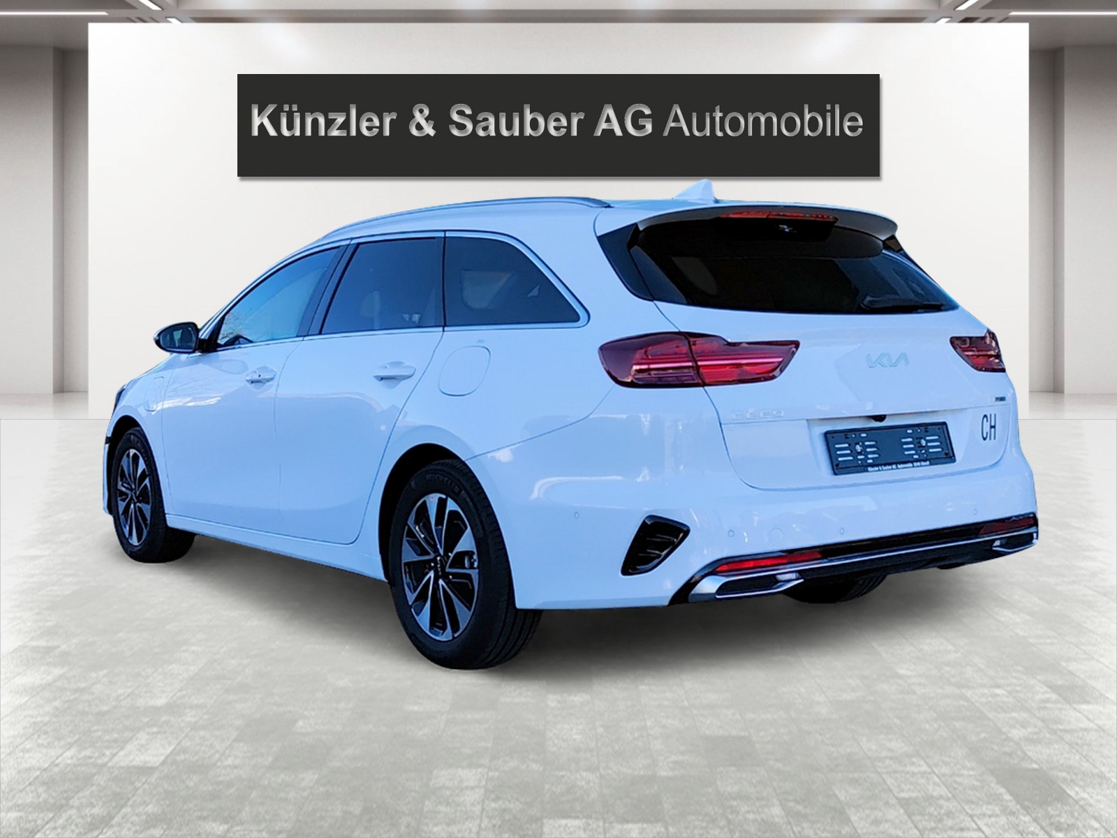 KIA Ceed Sportswagon 1.6 GDi Plug-in Hybrid Style DCT-image-17