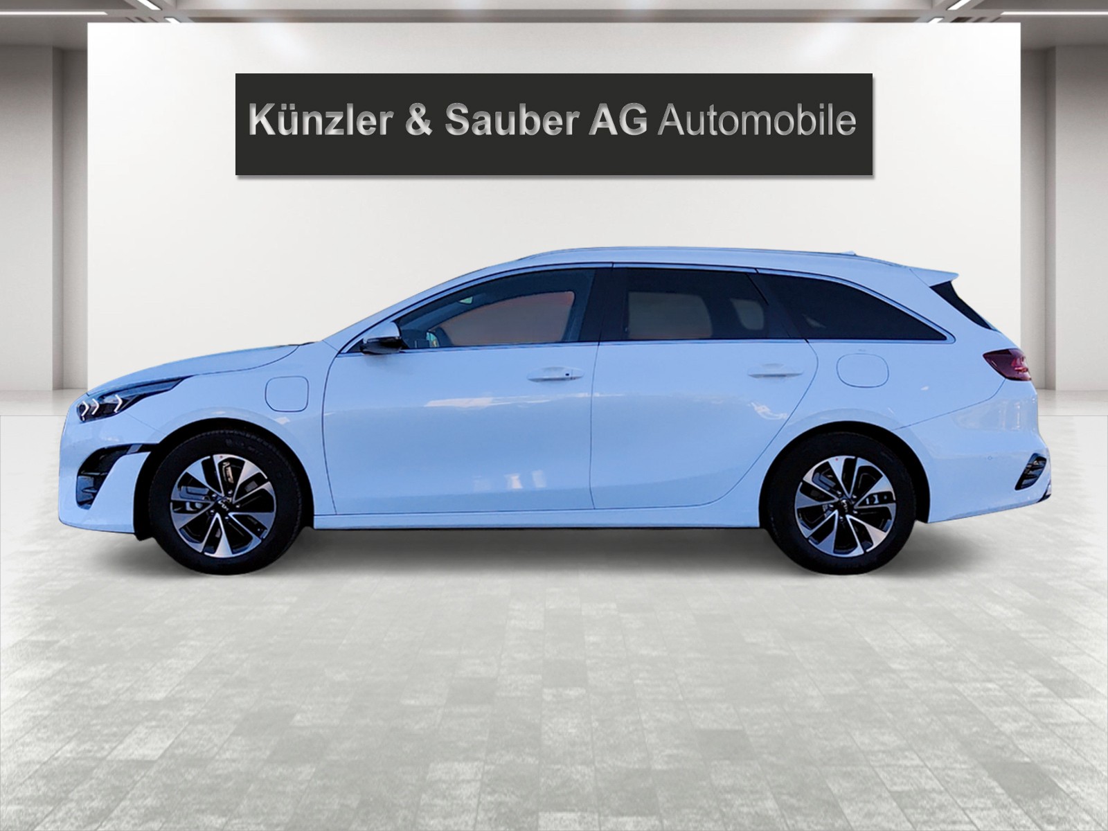 KIA Ceed Sportswagon 1.6 GDi Plug-in Hybrid Style DCT-image-2