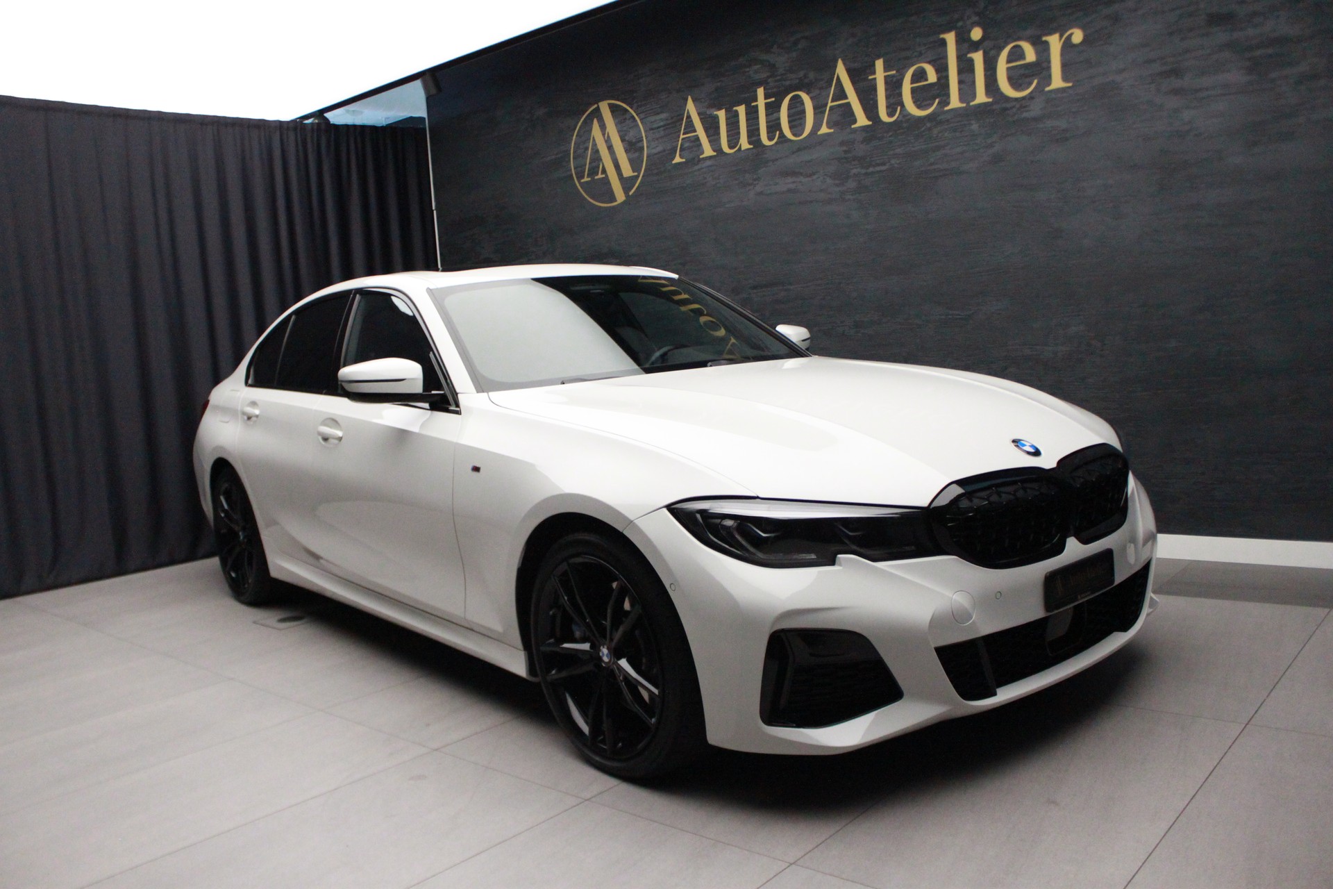 BMW M340d xDrive 48V Steptronic Sport-showroom-element-1