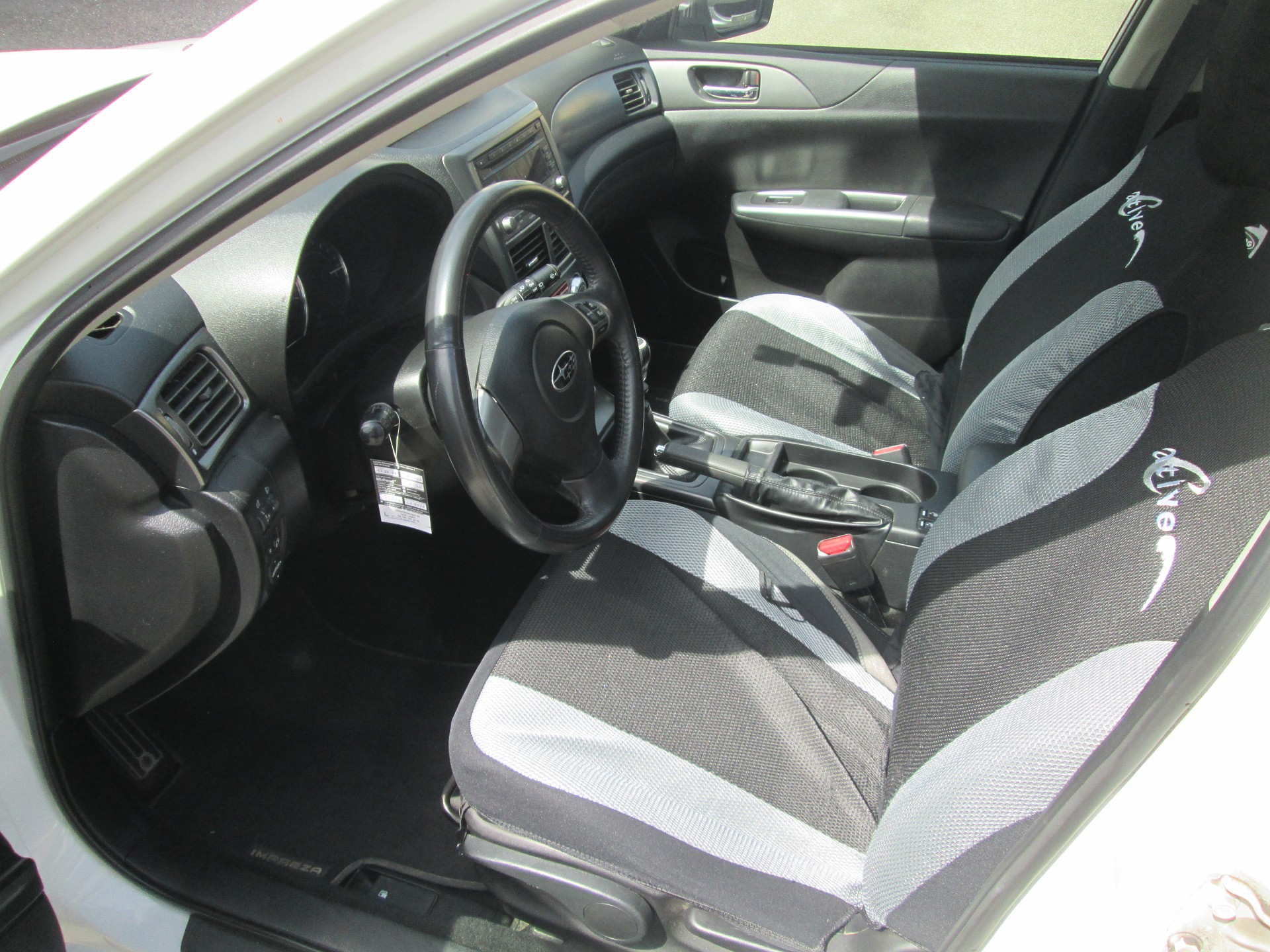 SUBARU Impreza 2.0D Swiss-image-7