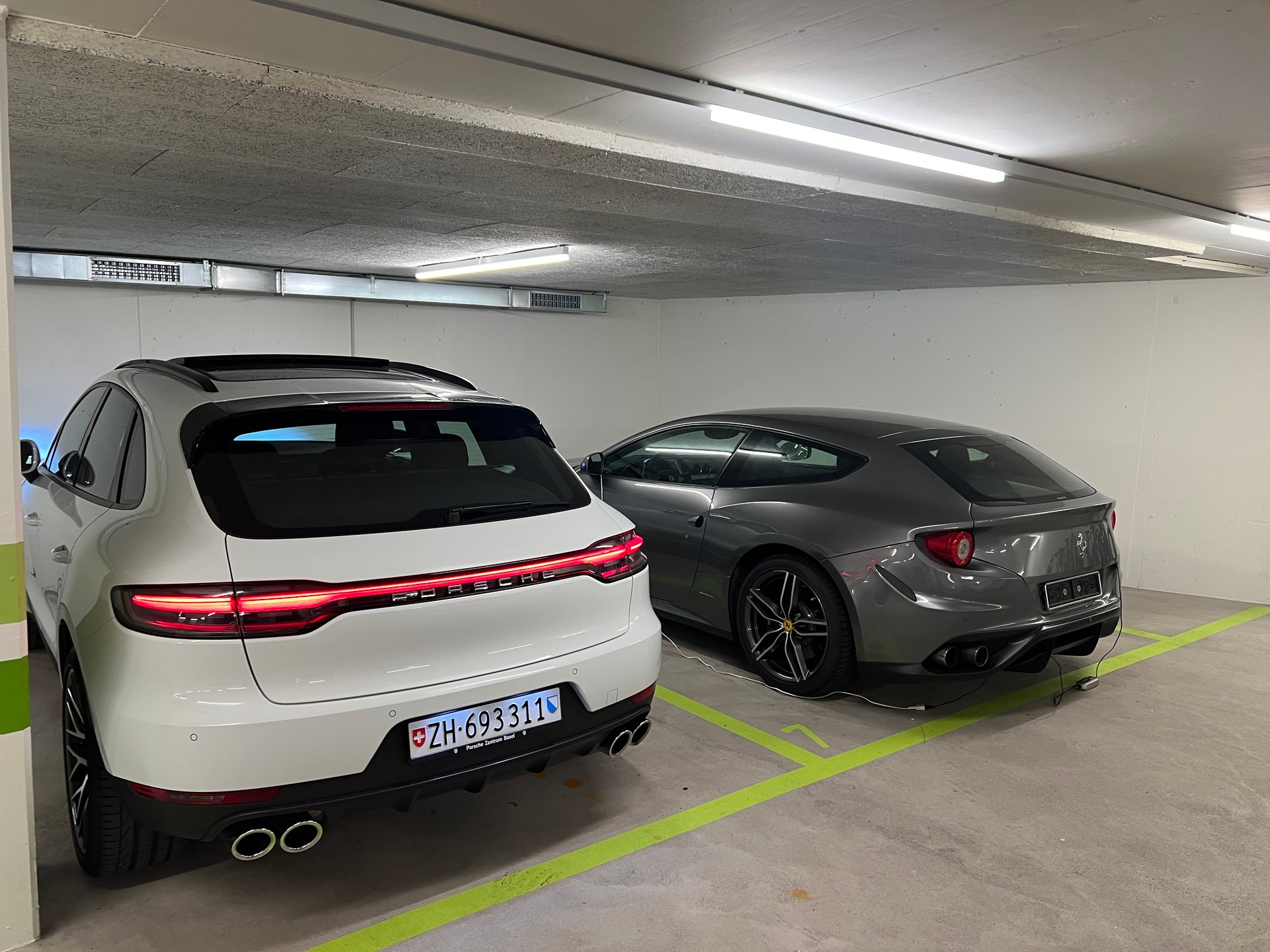 PORSCHE Macan PDK-image-12