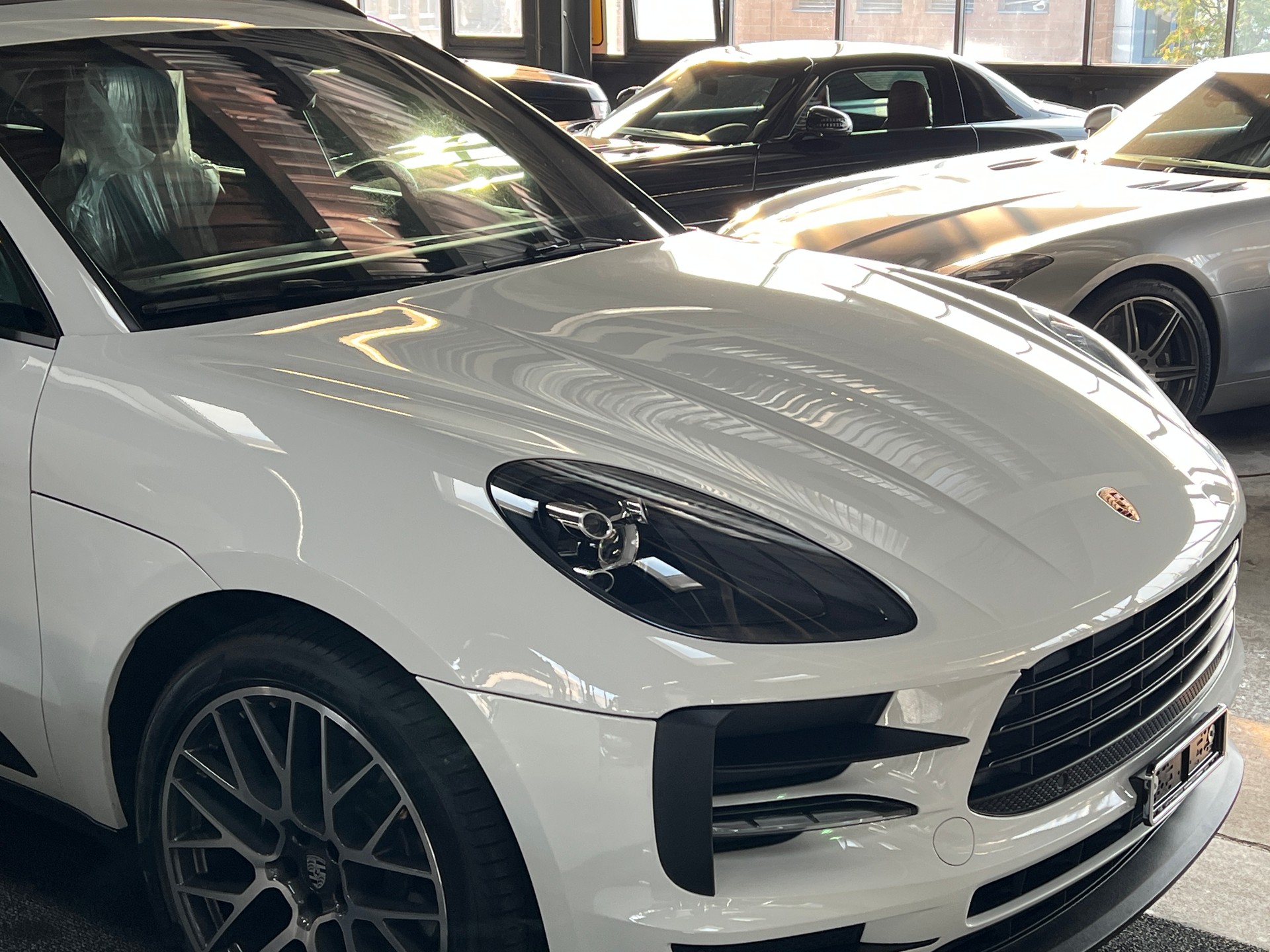 PORSCHE Macan PDK-image-1