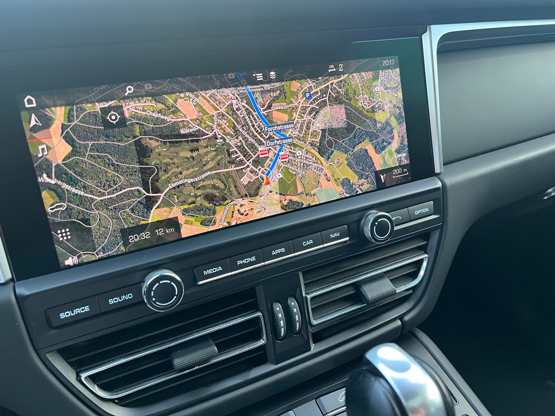 PORSCHE Macan PDK-image-9