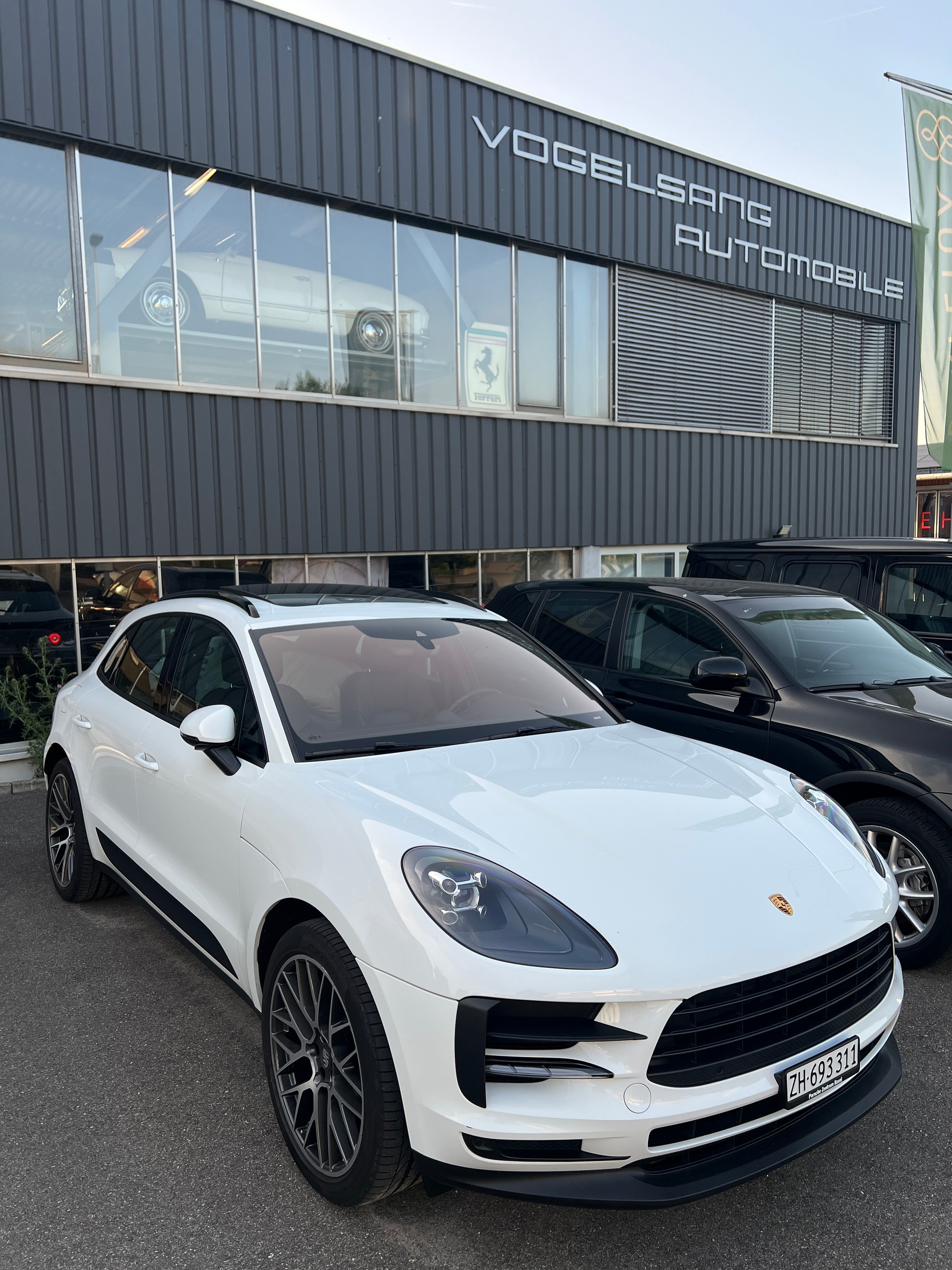 PORSCHE Macan PDK-image-3