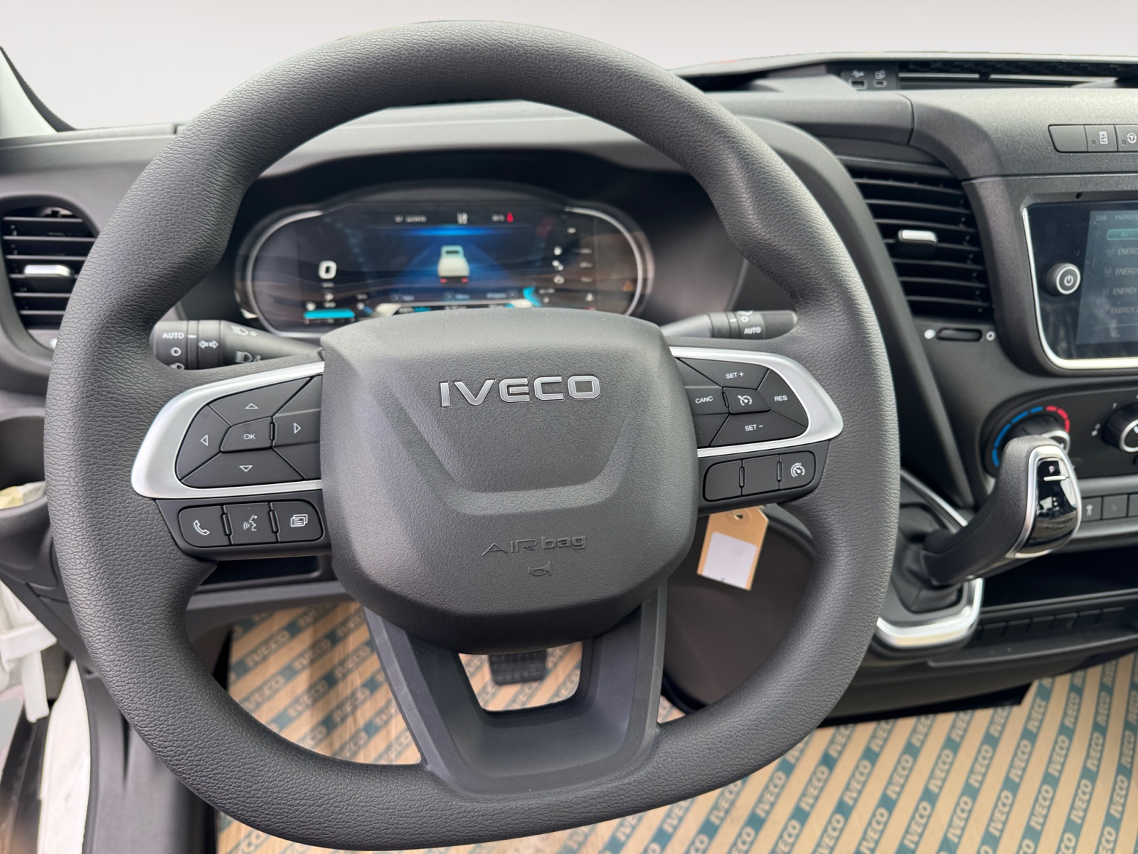 IVECO 35C16HA8-image-5