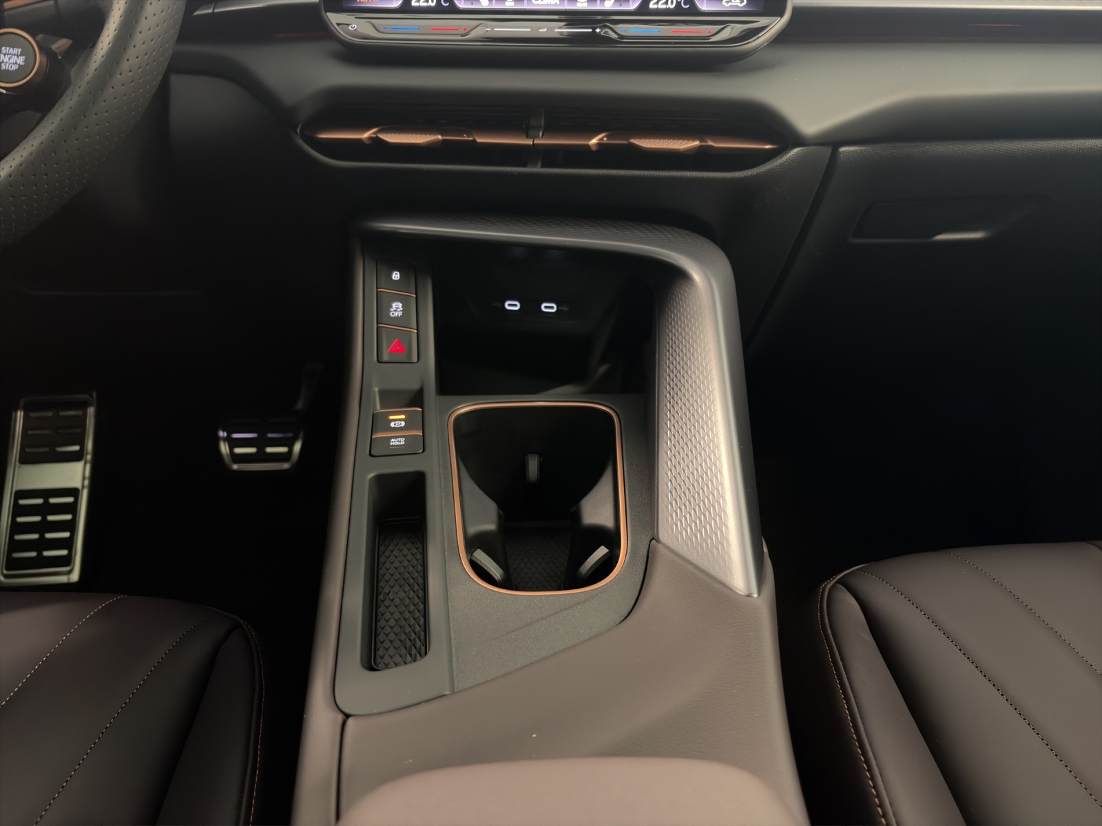 CUPRA Terramar 1.5 eHybrid DSG VZ-image-13