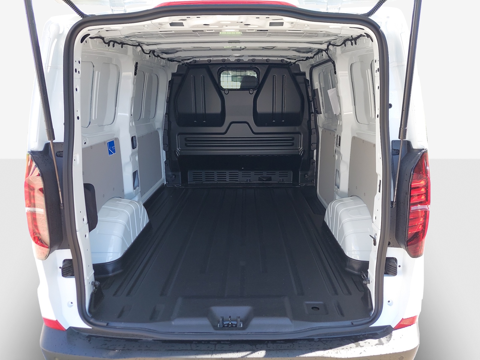 VW e-Transporter 70 kWh-image-12