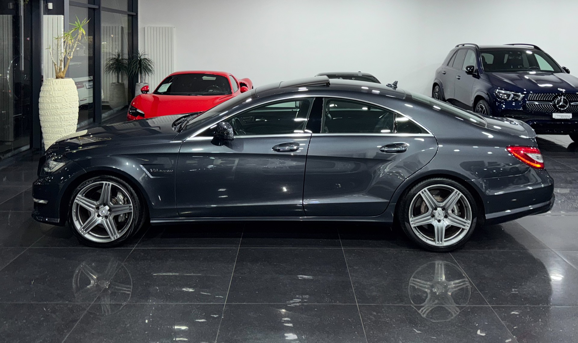 MERCEDES-BENZ CLS 63 AMG Speedshift MCT-image-3