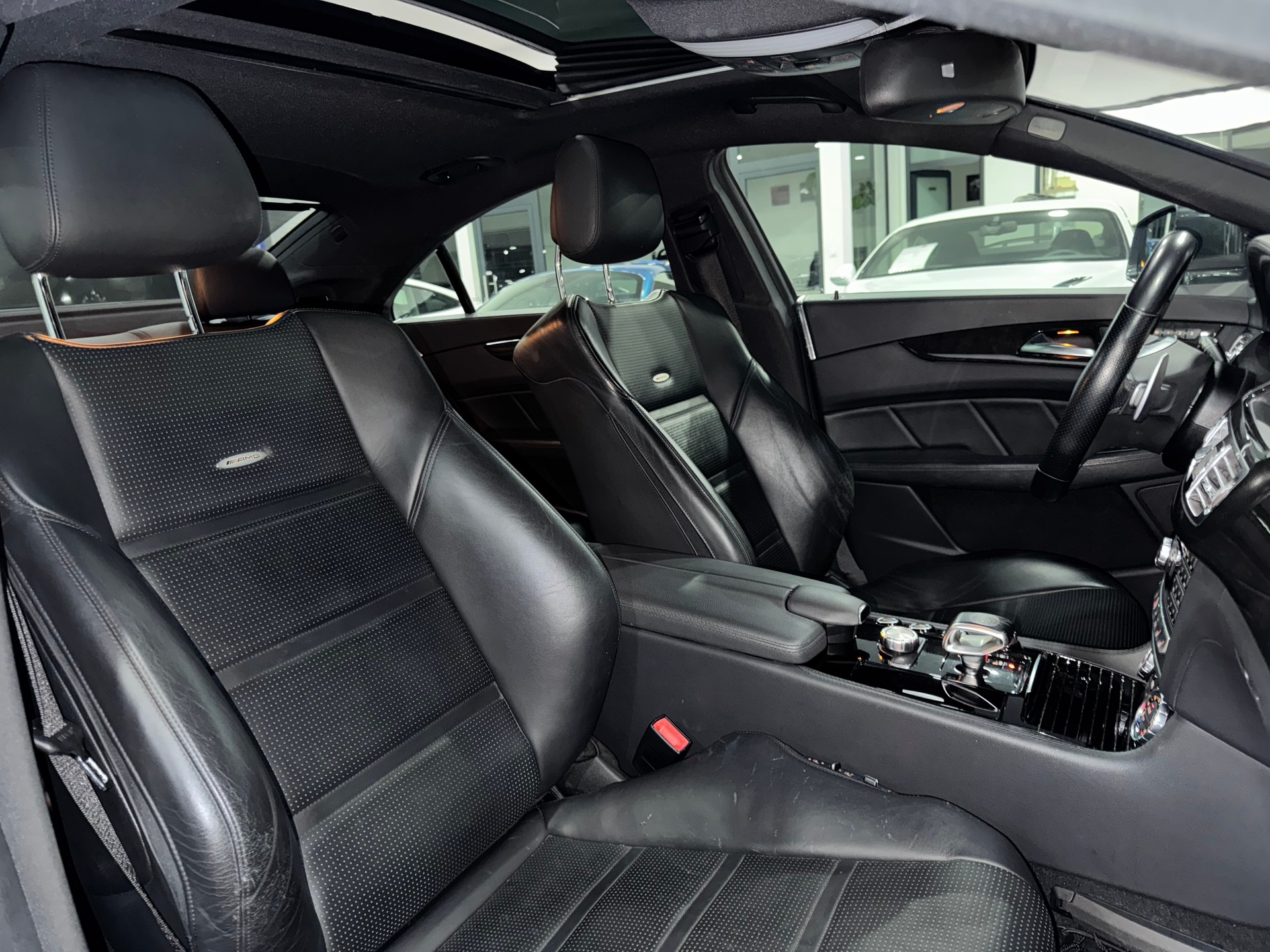MERCEDES-BENZ CLS 63 AMG Speedshift MCT-image-12