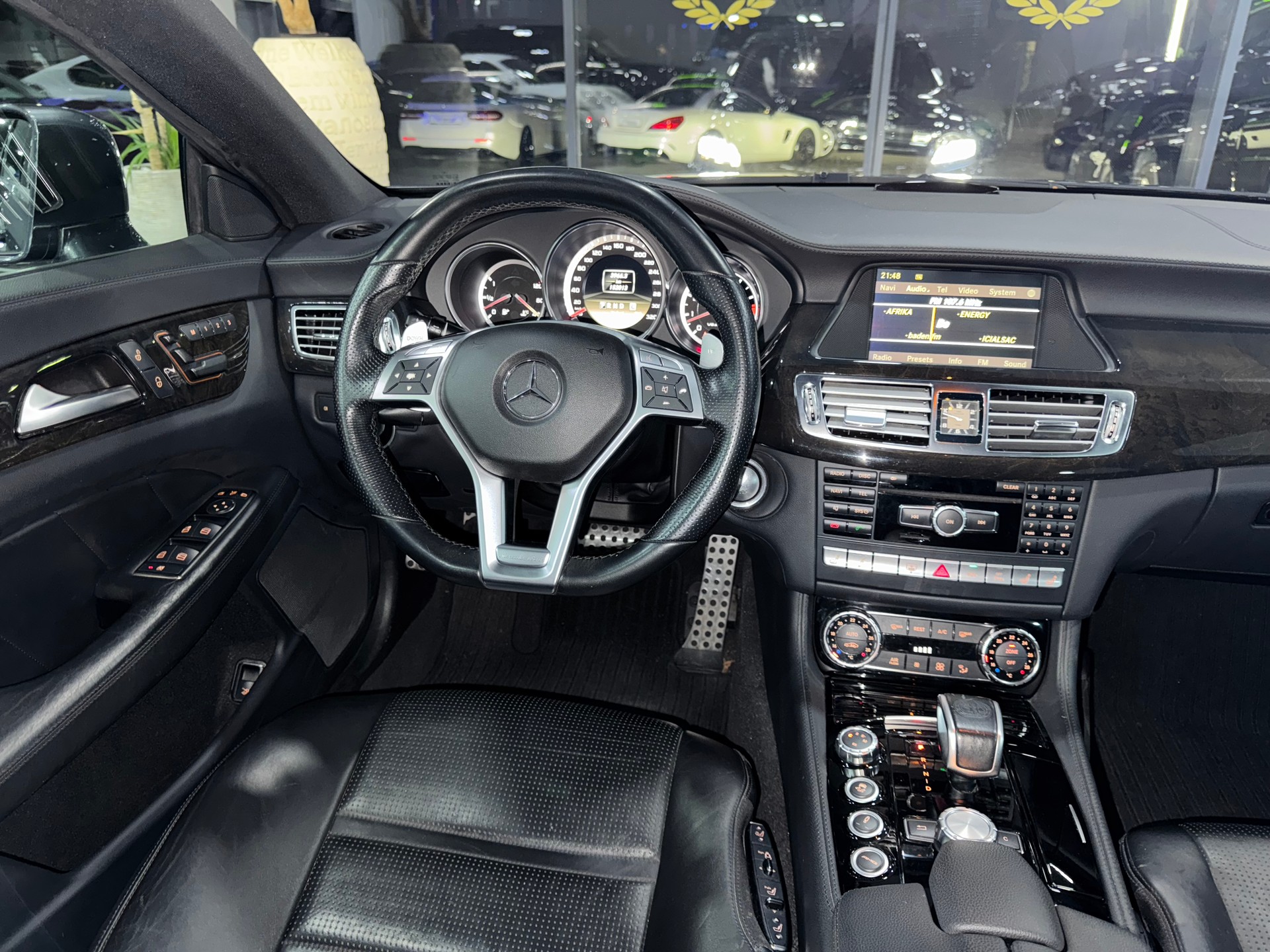 MERCEDES-BENZ CLS 63 AMG Speedshift MCT-image-8