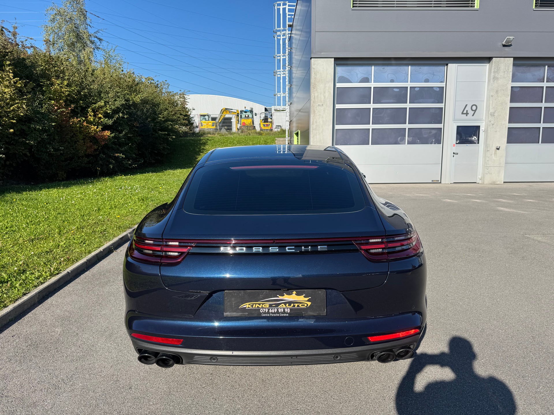 PORSCHE Panamera 4 Executive PDK-showroom-element-3