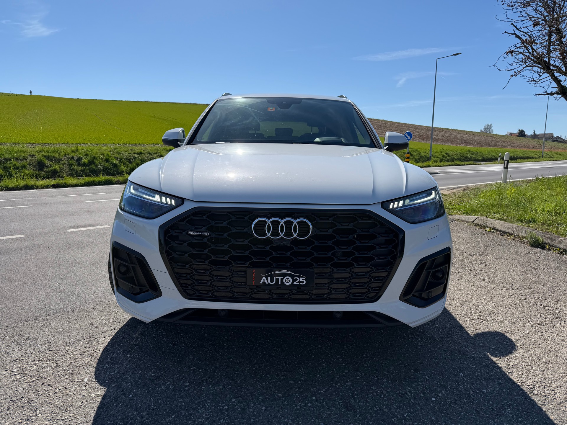 AUDI Q5 Sportback 40 TDI S line quattro S-tronic-image-1
