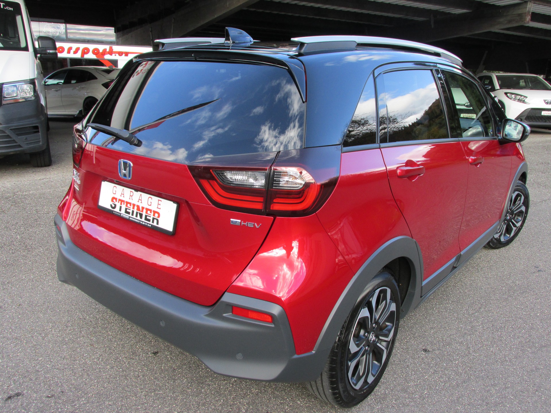 HONDA Jazz 1.5i-MMD Crosstar Executive E-CVT-image-4