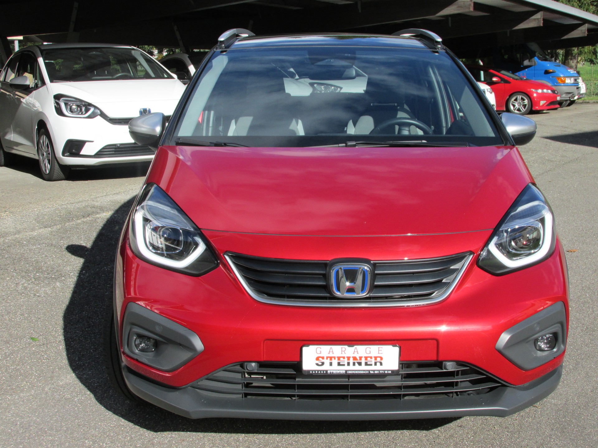HONDA Jazz 1.5i-MMD Crosstar Executive E-CVT-showroom-element-1