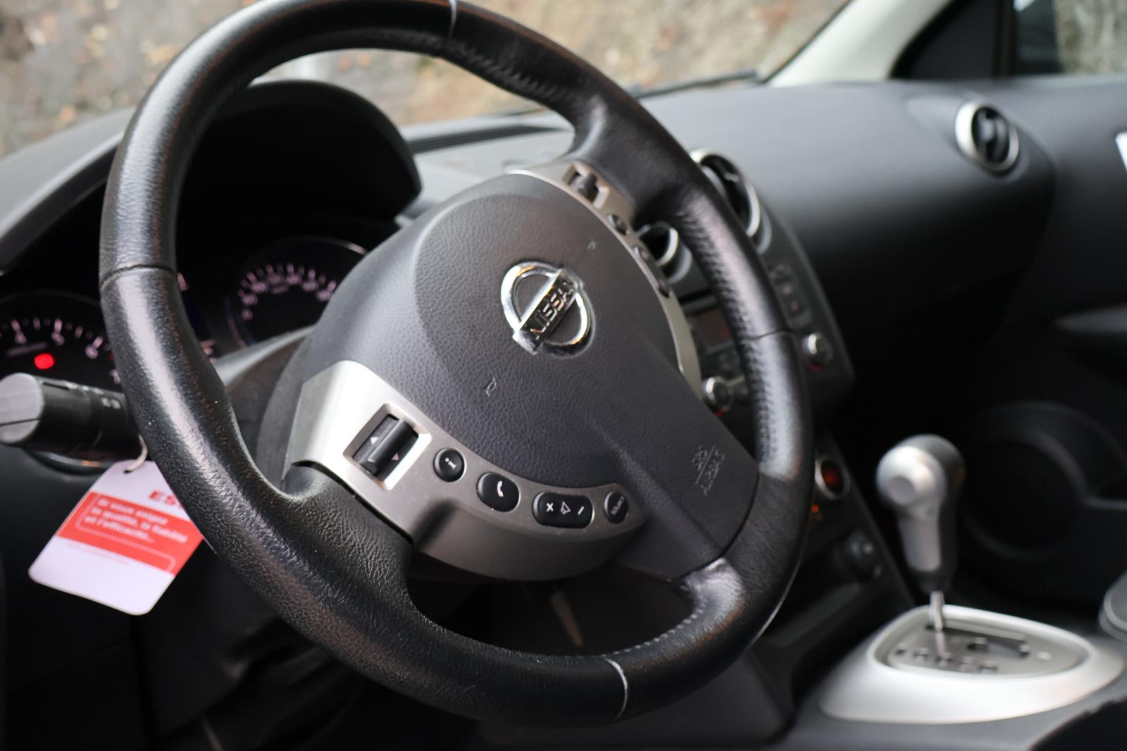 NISSAN Qashqai 2.0 4WD 360 XTronic CVT-image-8