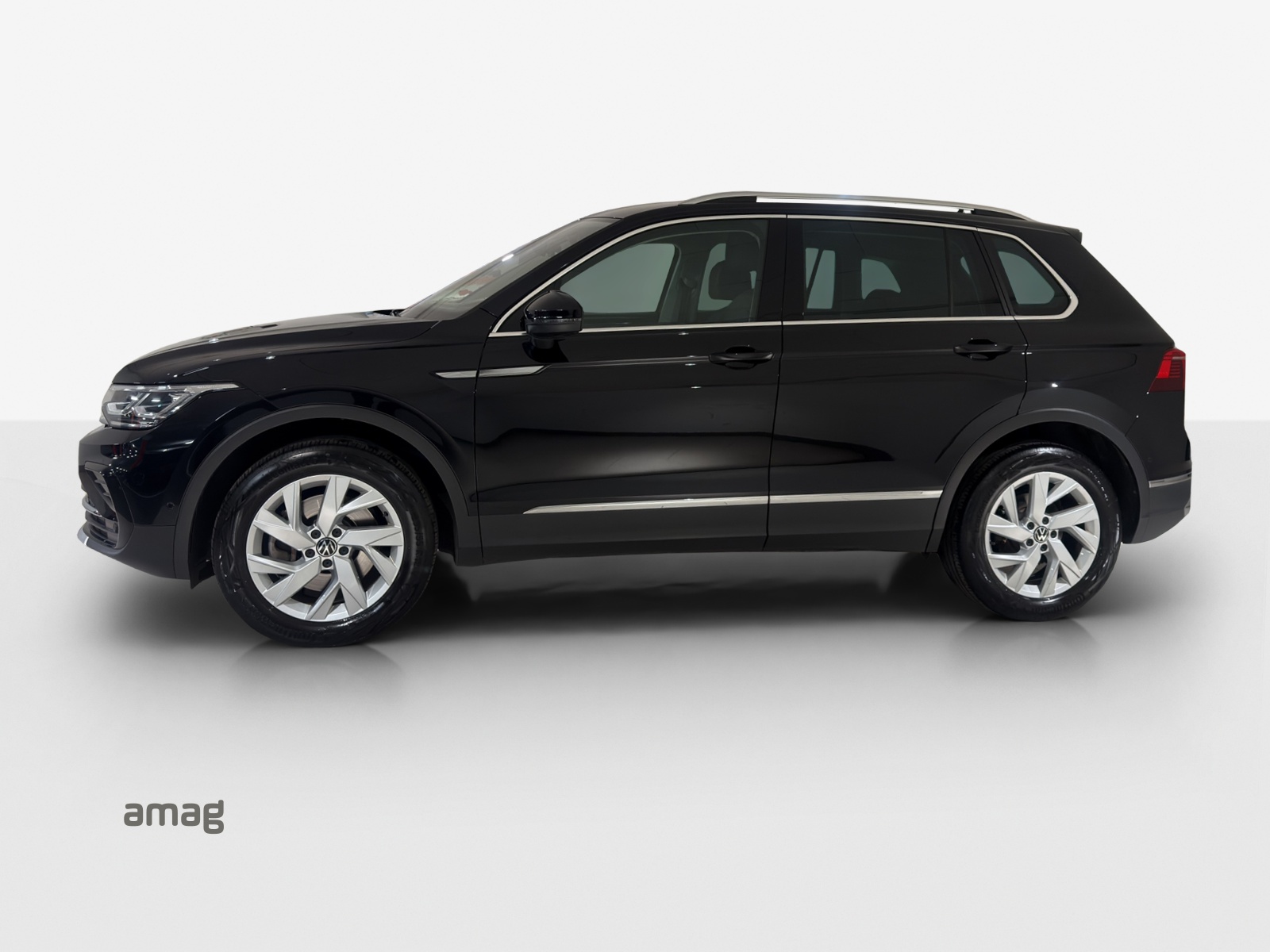 VW Tiguan 2.0 TDI SCR Elegance 4Motion DSG-image-1