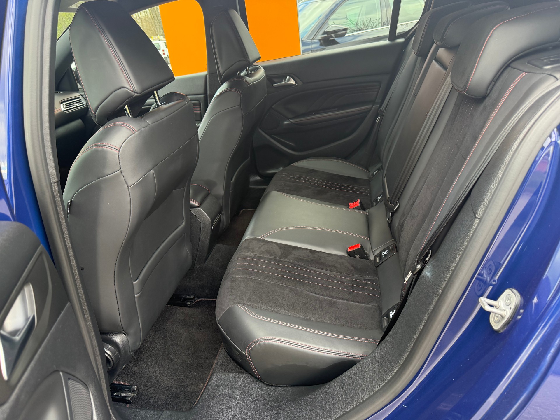 PEUGEOT 308 1.6 e-THP GT-image-7