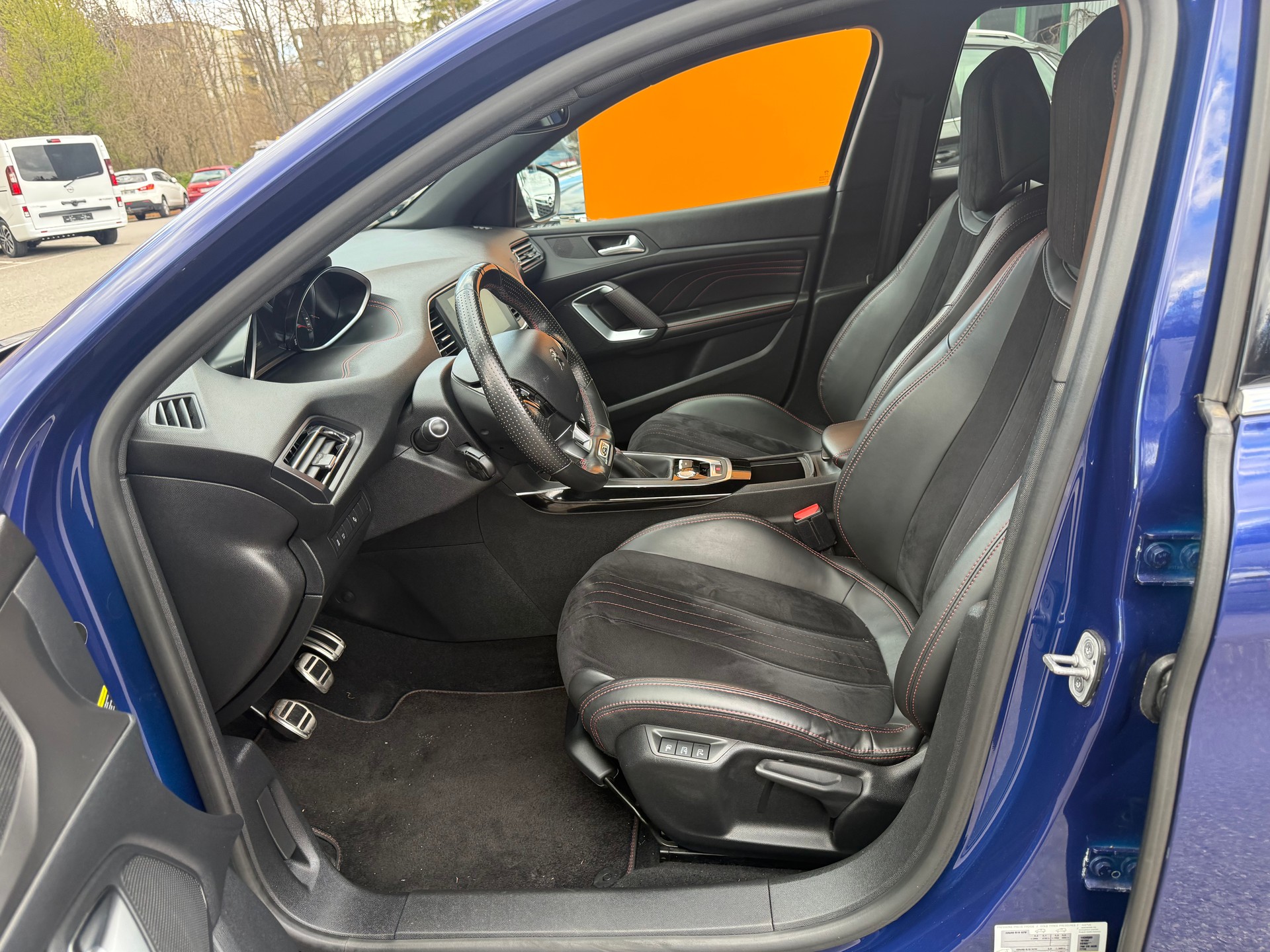 PEUGEOT 308 1.6 e-THP GT-image-4