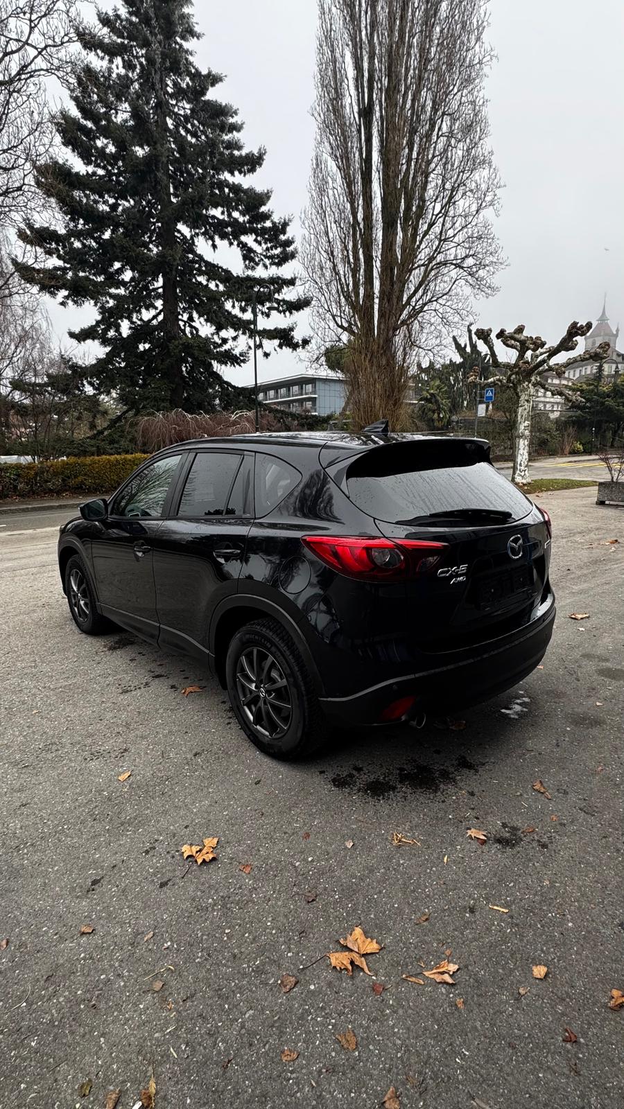 MAZDA CX-5 2.5 Revolution AWD Skyactive-G Automatic-image-2