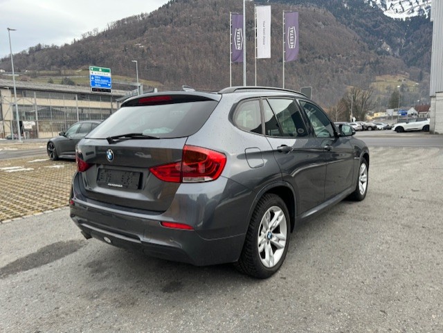 BMW X1 xDrive 20d Sport Line M-Paket-image-3