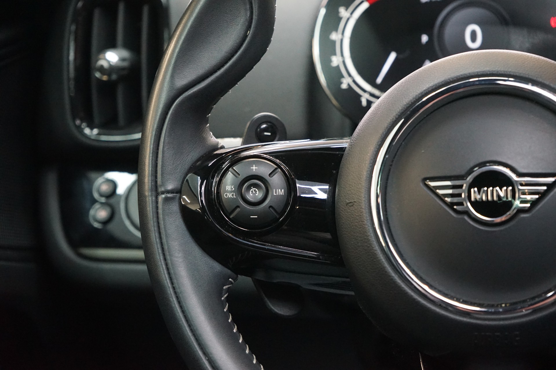 MINI Countryman Cooper S Northwood ALL4 Steptronic-image-8