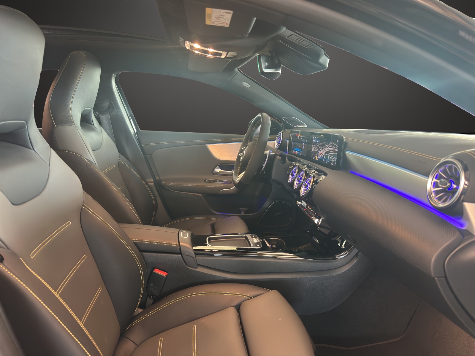 MERCEDES-BENZ A AMG 45 S 4Matic 8G-DCT-image-10