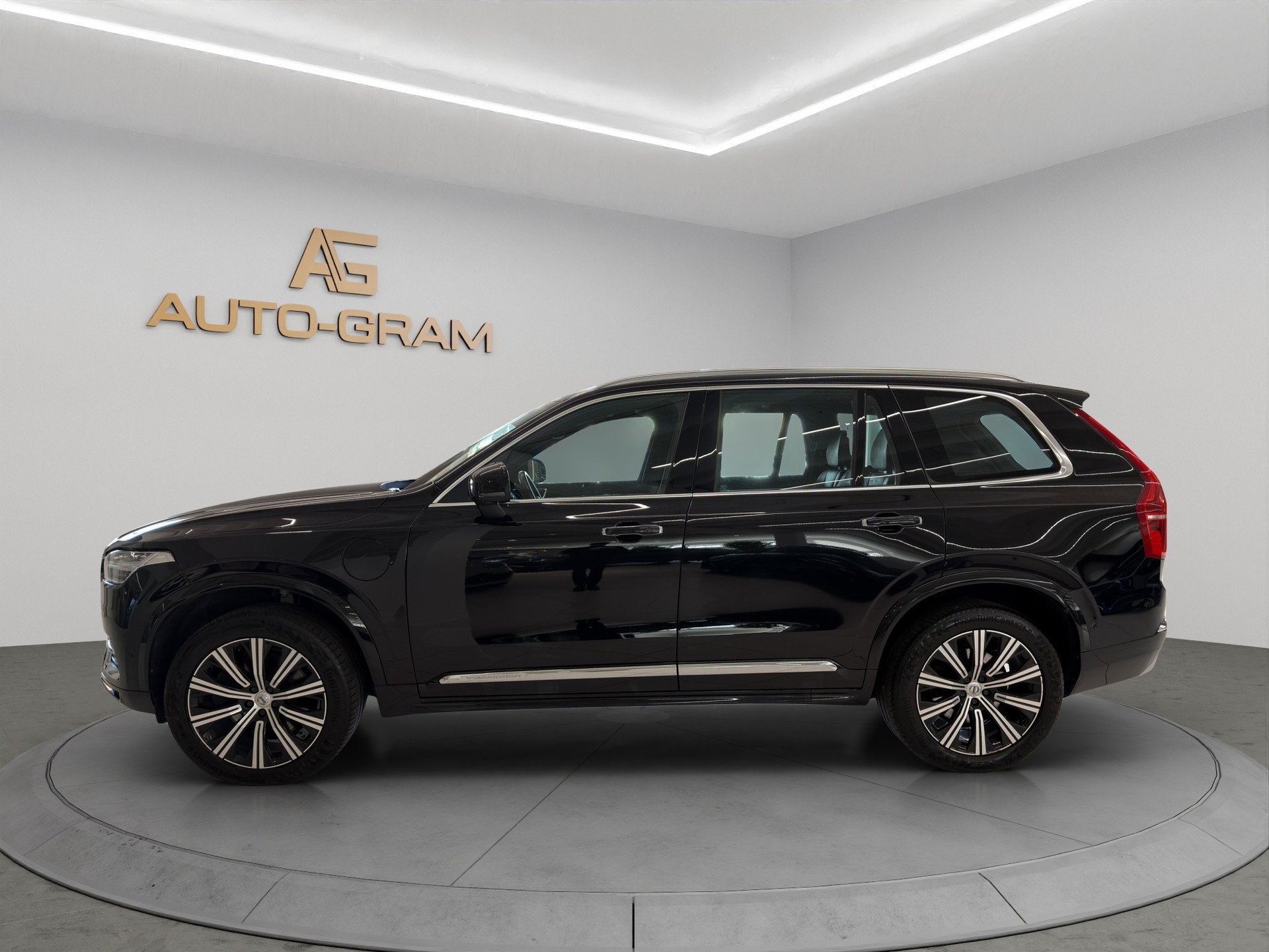 VOLVO XC90 T8 eAWD Inscription Geartronic 7-Sitzer-image-1