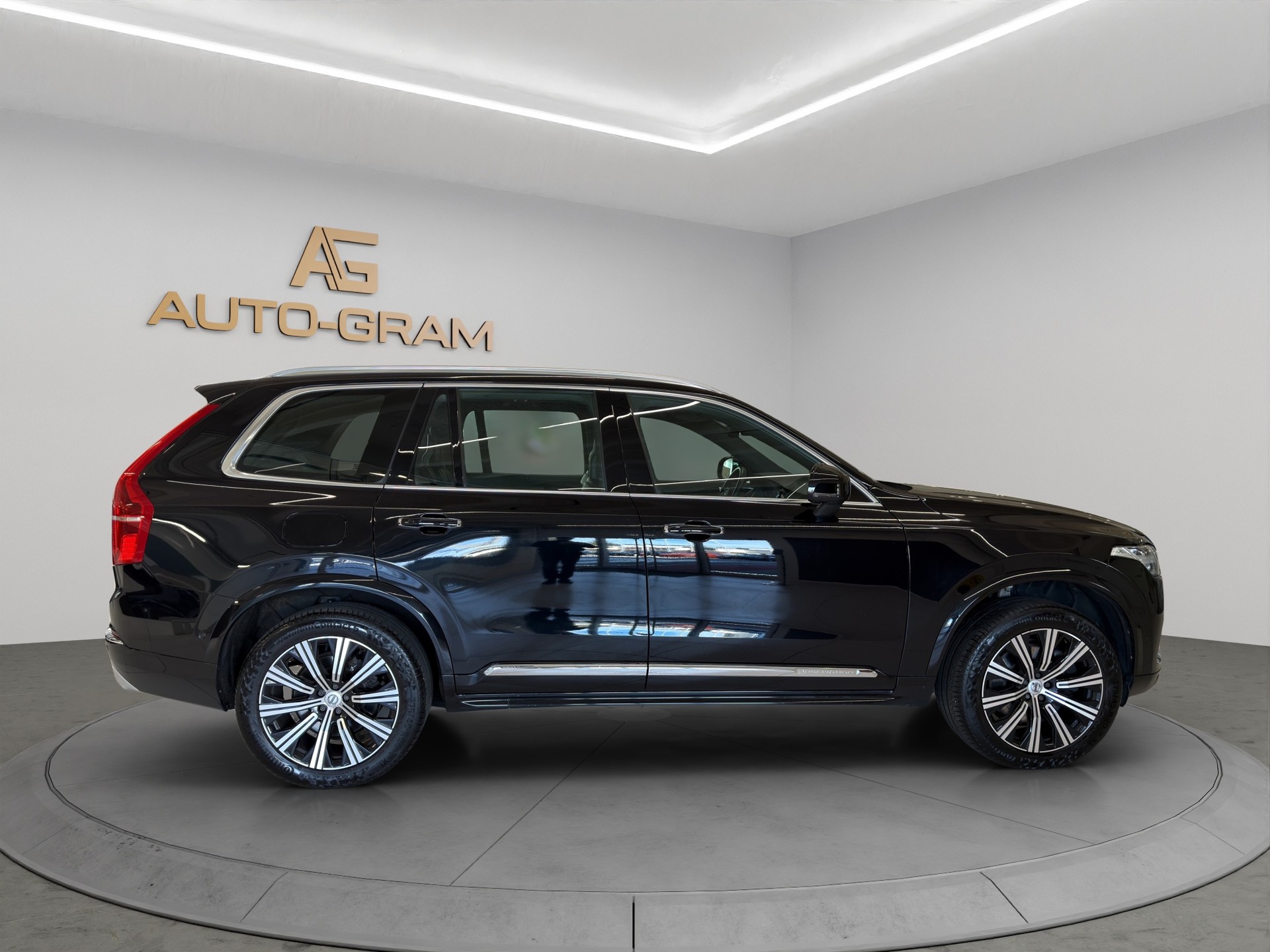 VOLVO XC90 T8 eAWD Inscription Geartronic 7-Sitzer-image-5