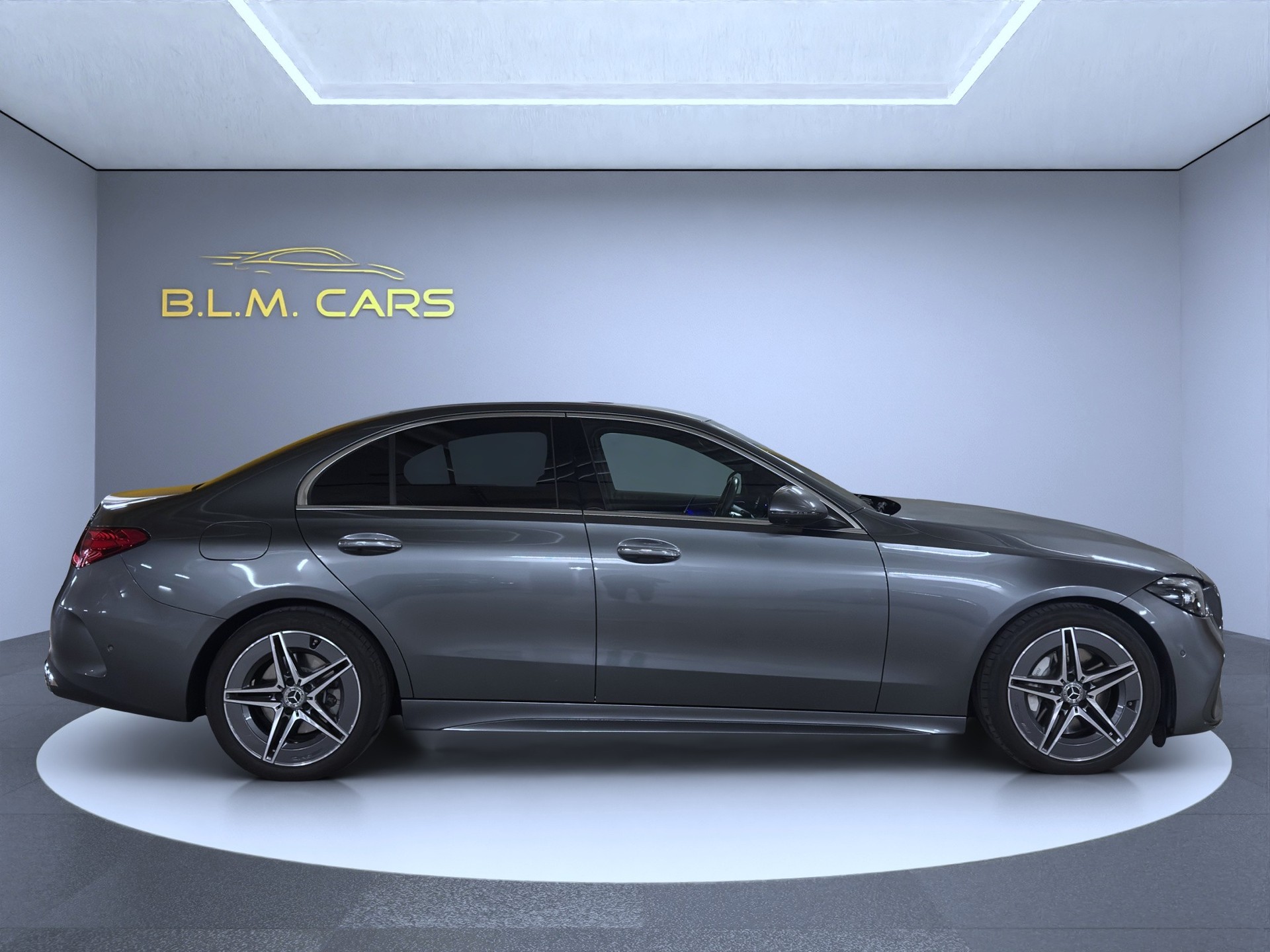 MERCEDES-BENZ C 200 4Matic AMG Line-image-7