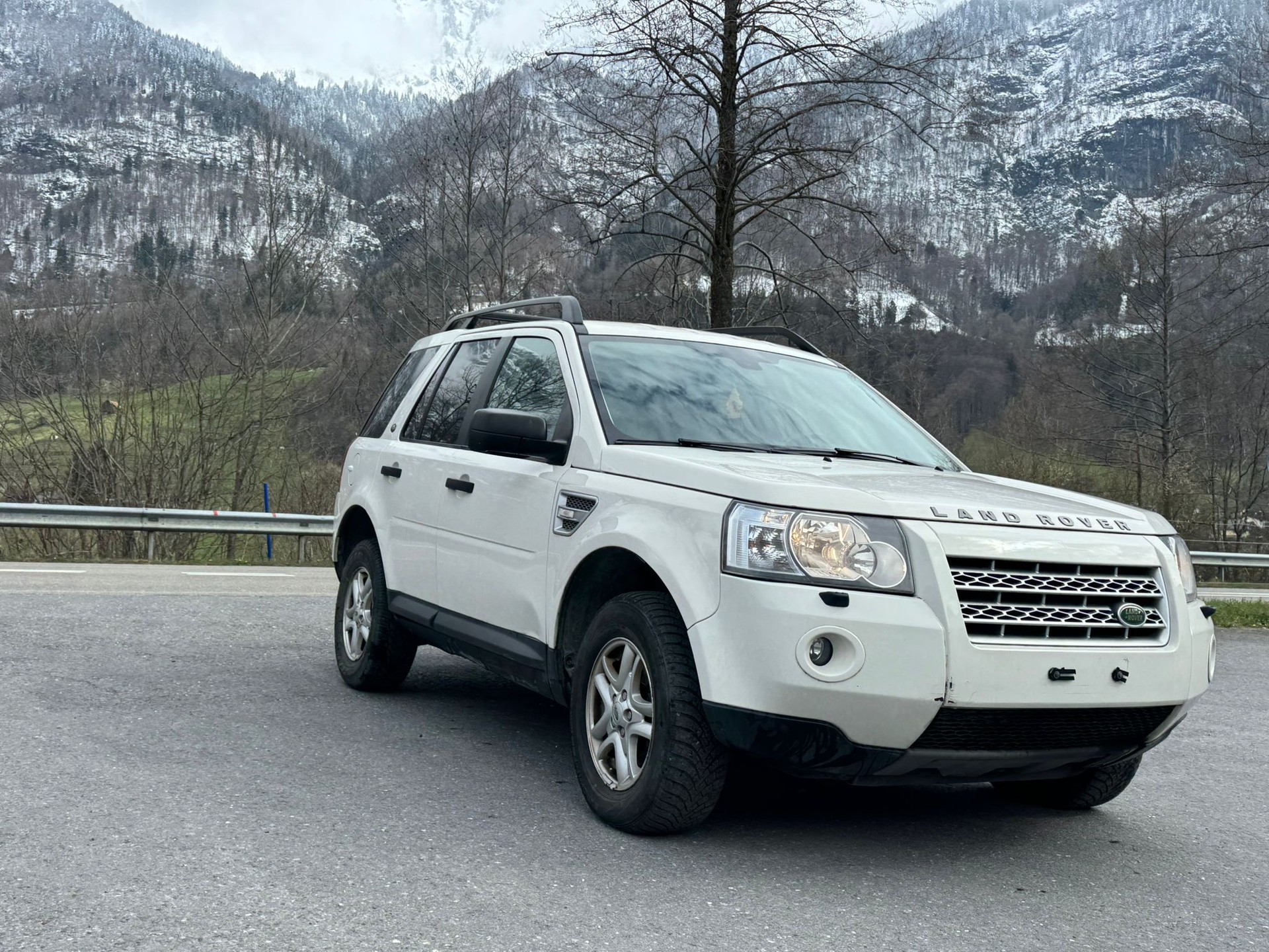 LAND ROVER Freelander 2.2 TD4 E-image-2