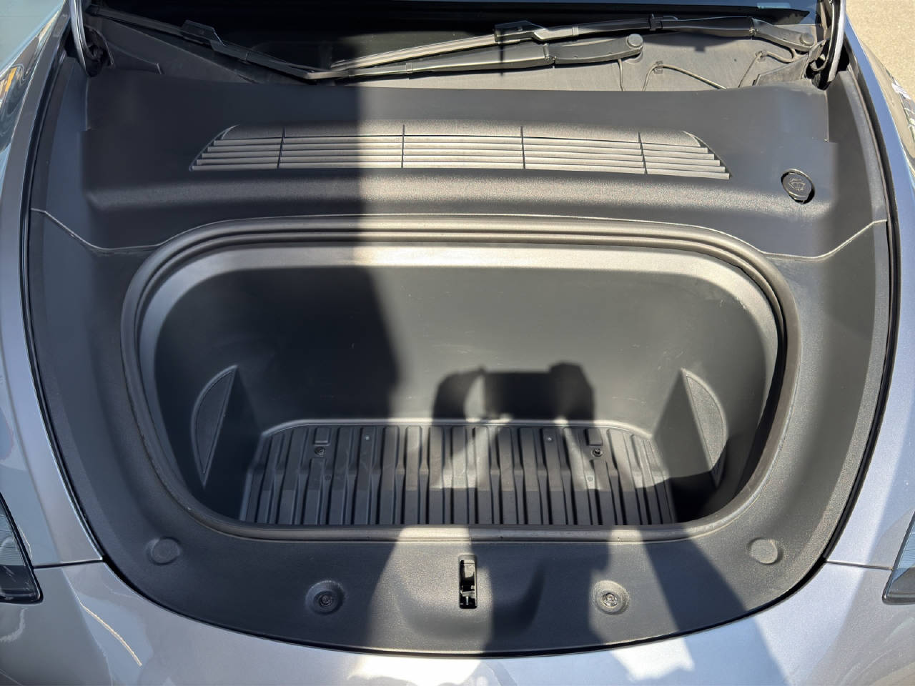 TESLA Model Y Performance Dual Motor-image-6