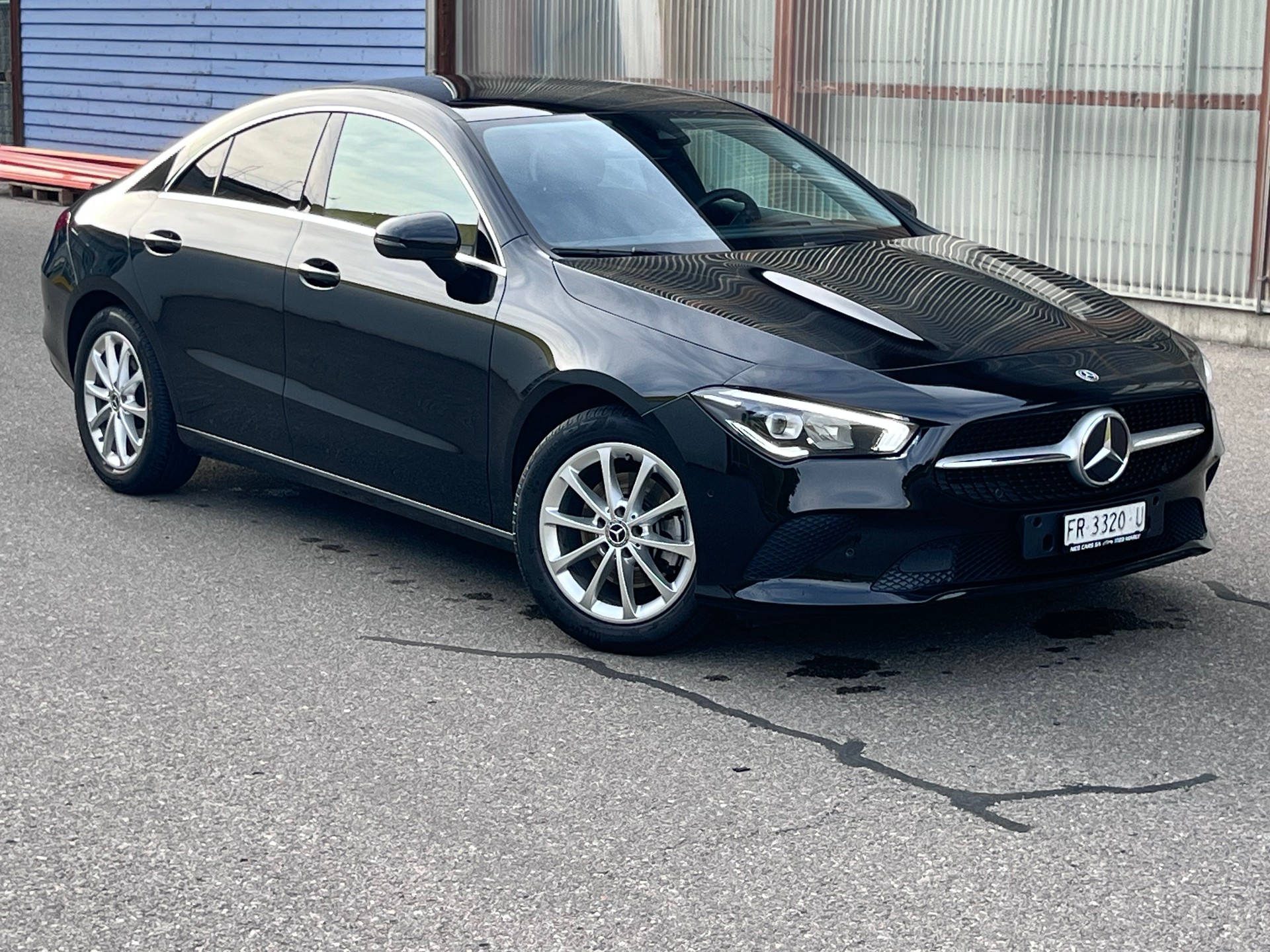 MERCEDES-BENZ CLA 200-image-5