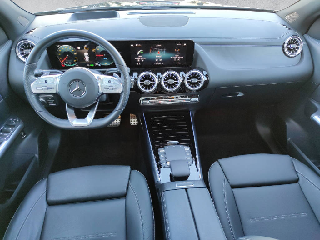 MERCEDES-BENZ EQA 350 AMG Line 4Matic Swiss Star-image-13
