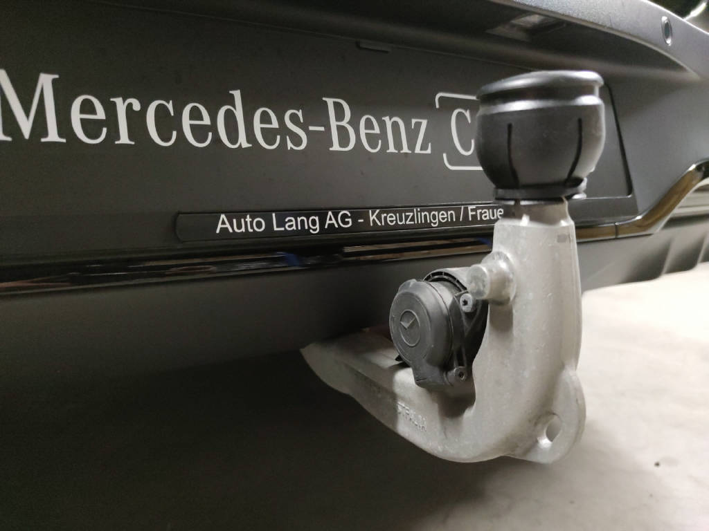 MERCEDES-BENZ EQA 350 AMG Line 4Matic Swiss Star-image-10