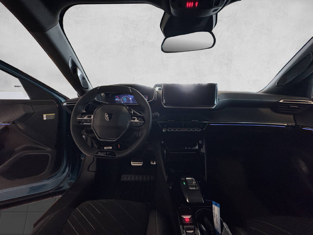 PEUGEOT 2008 1.2 Hybrid 145 GT-image-8