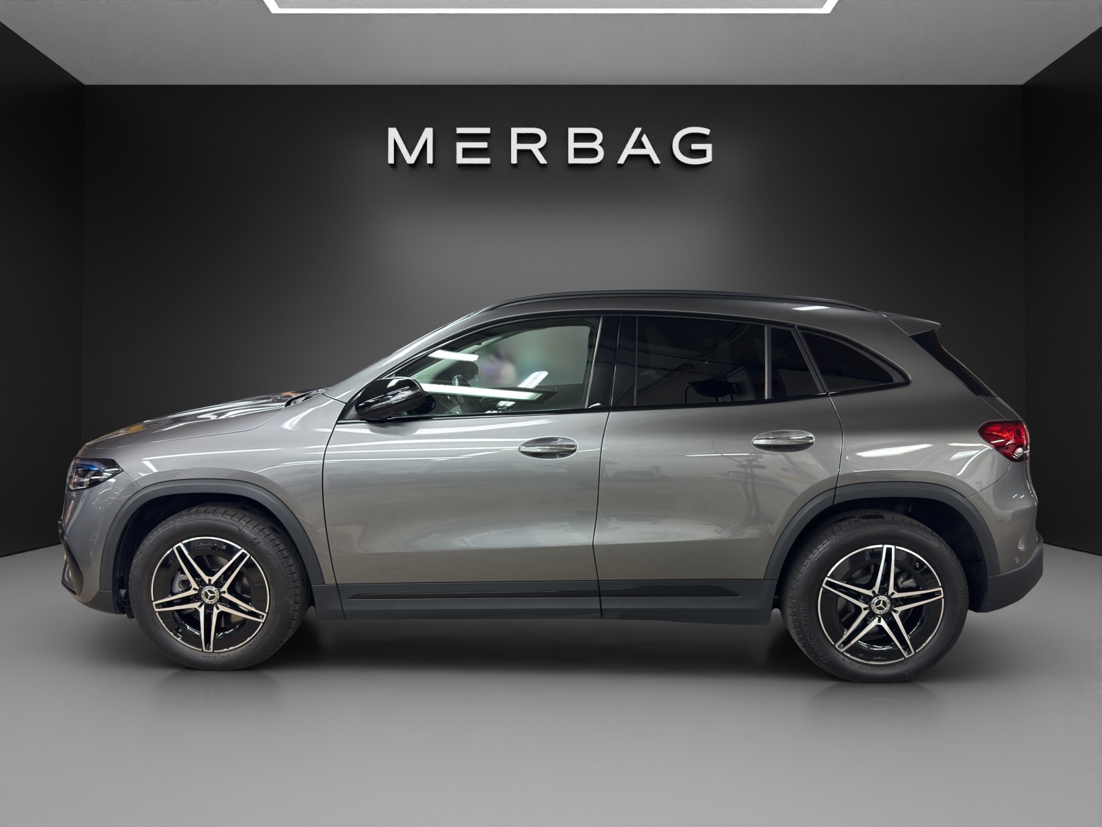 MERCEDES-BENZ EQA 350 4M Swiss Star-image-1