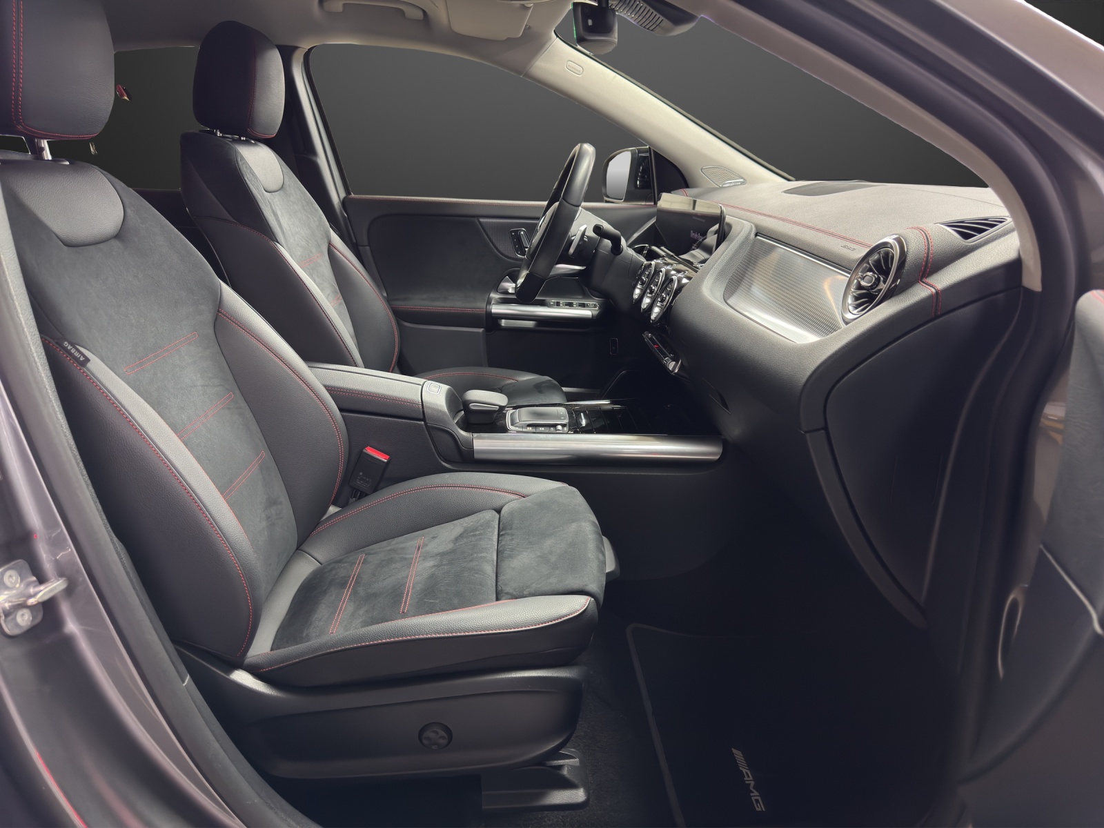 MERCEDES-BENZ EQA 350 4M Swiss Star-image-11
